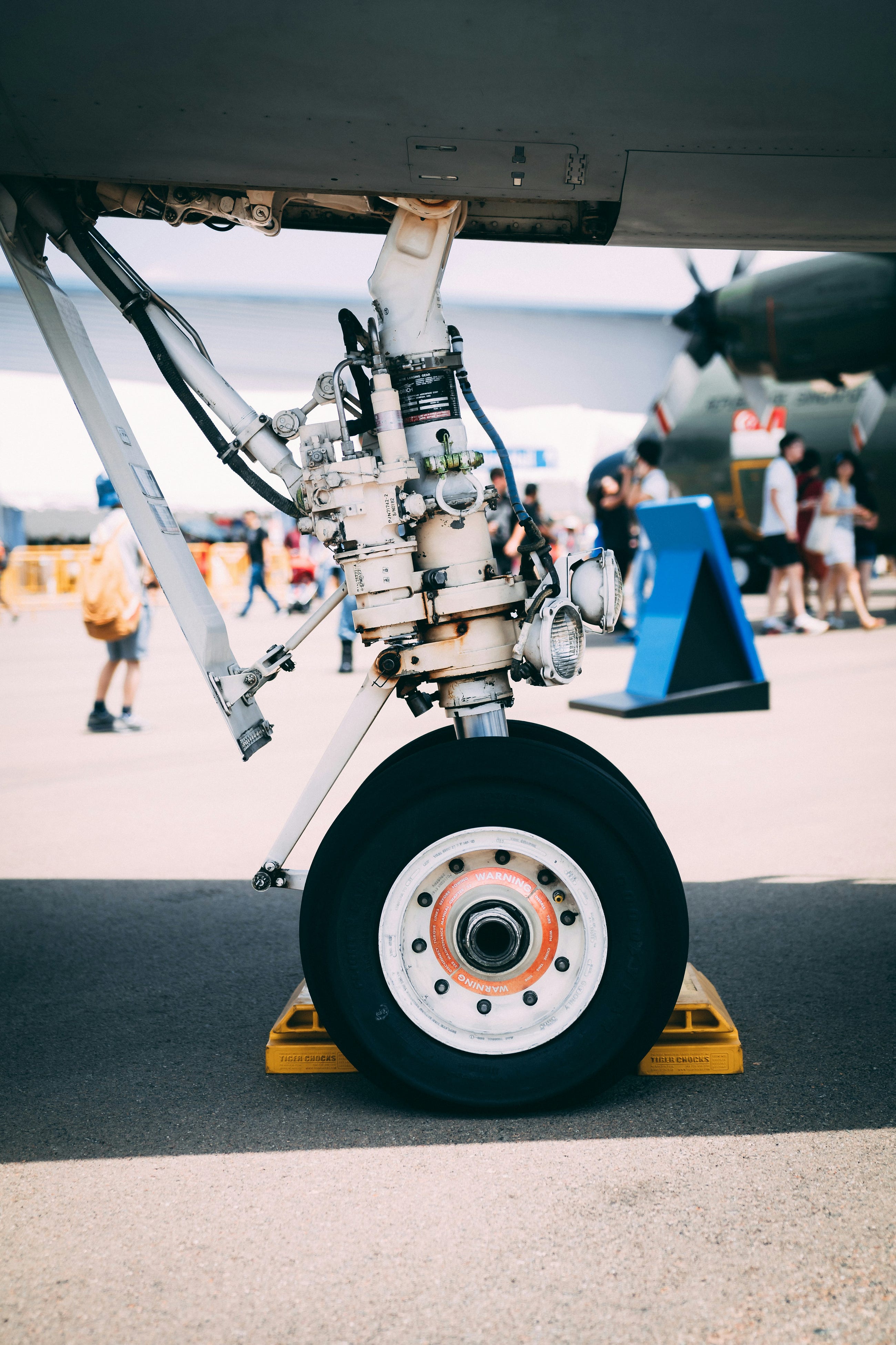 aircraft Common Fastener Failures in Aviation & How Engineers Prev