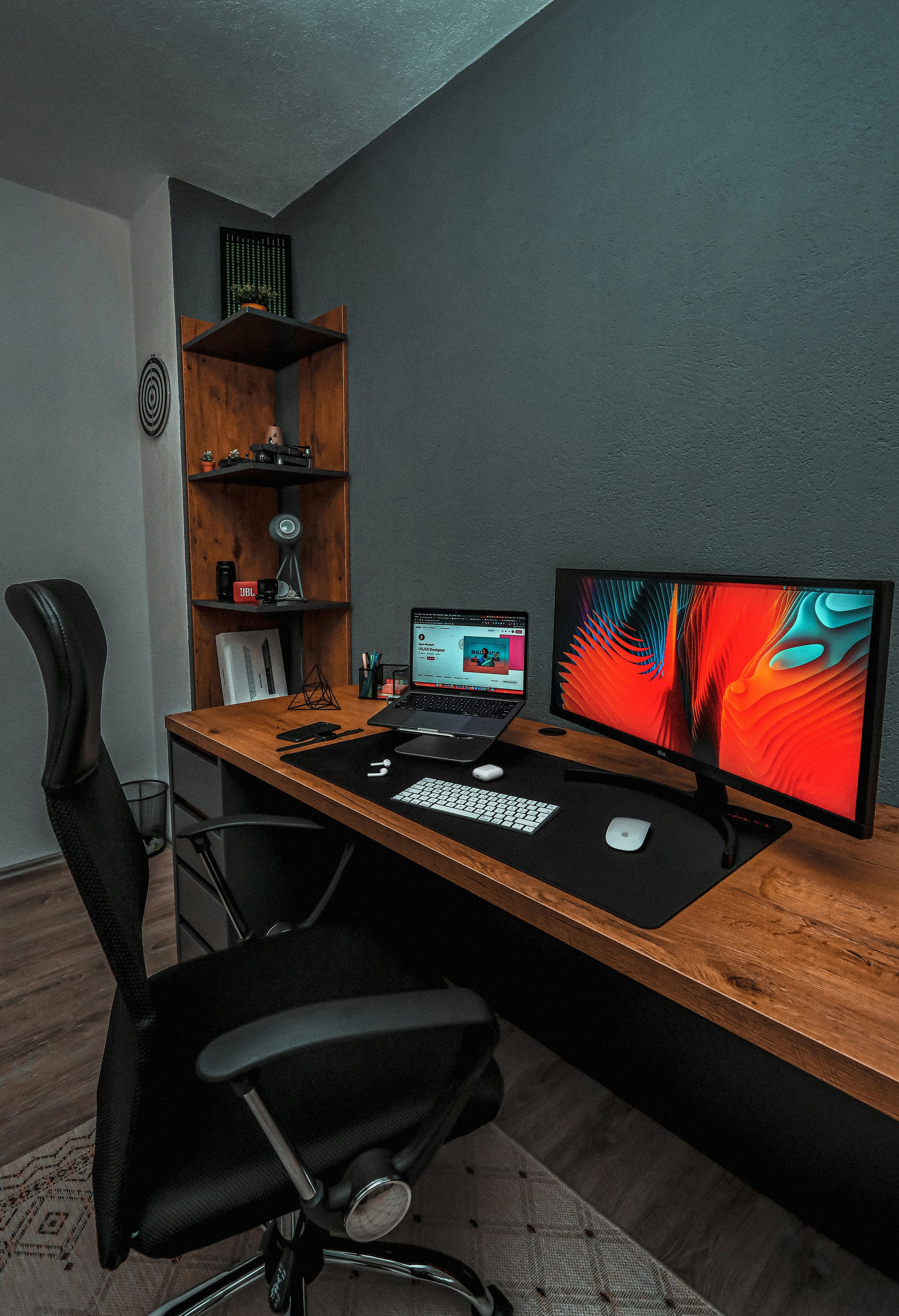 How to Split Your Linux Terminal Into Two Panes on the Same Screen