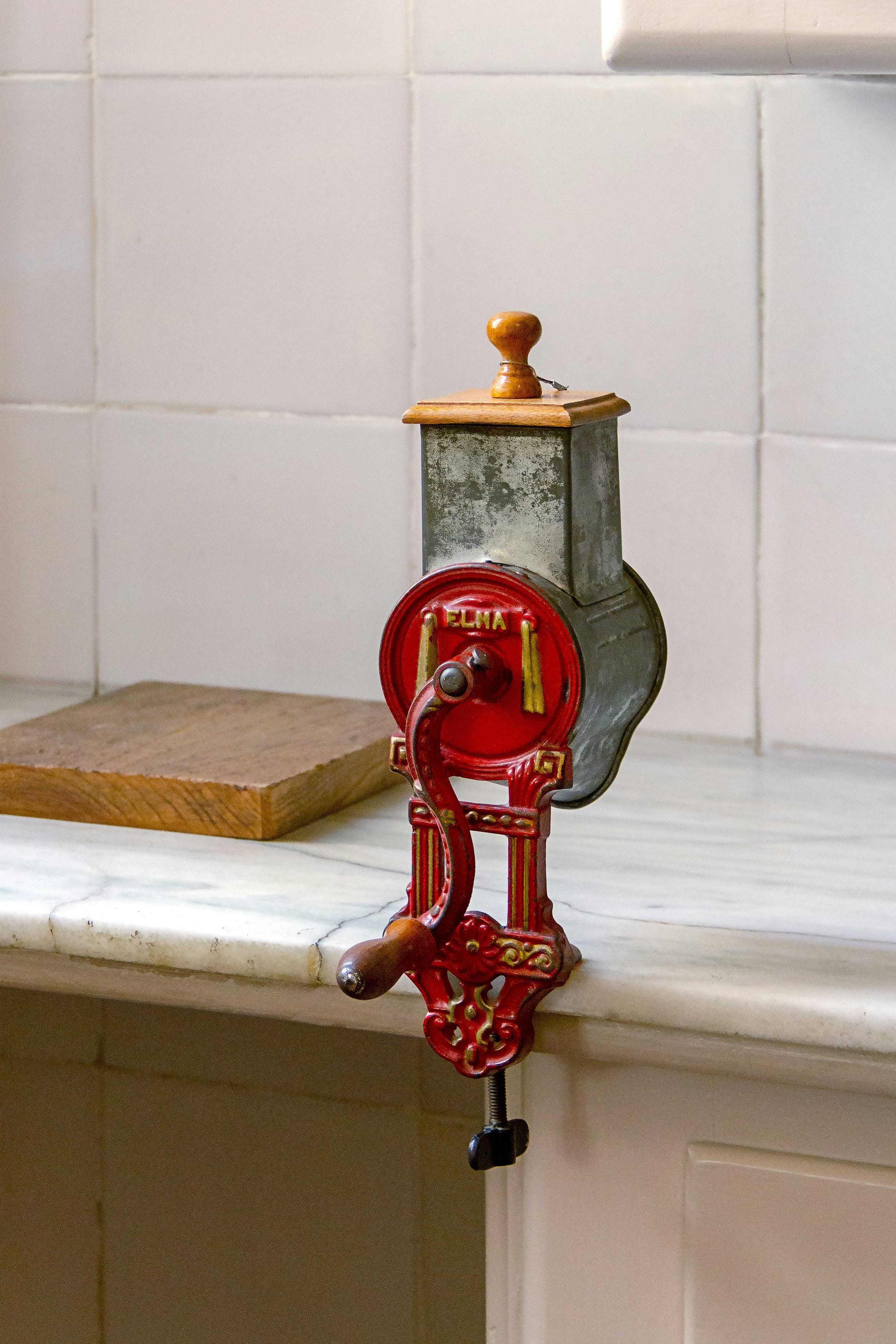 The Meat Grinder Fallacy: The Reason Why AI Isn’t Leading to Productivity Gains?