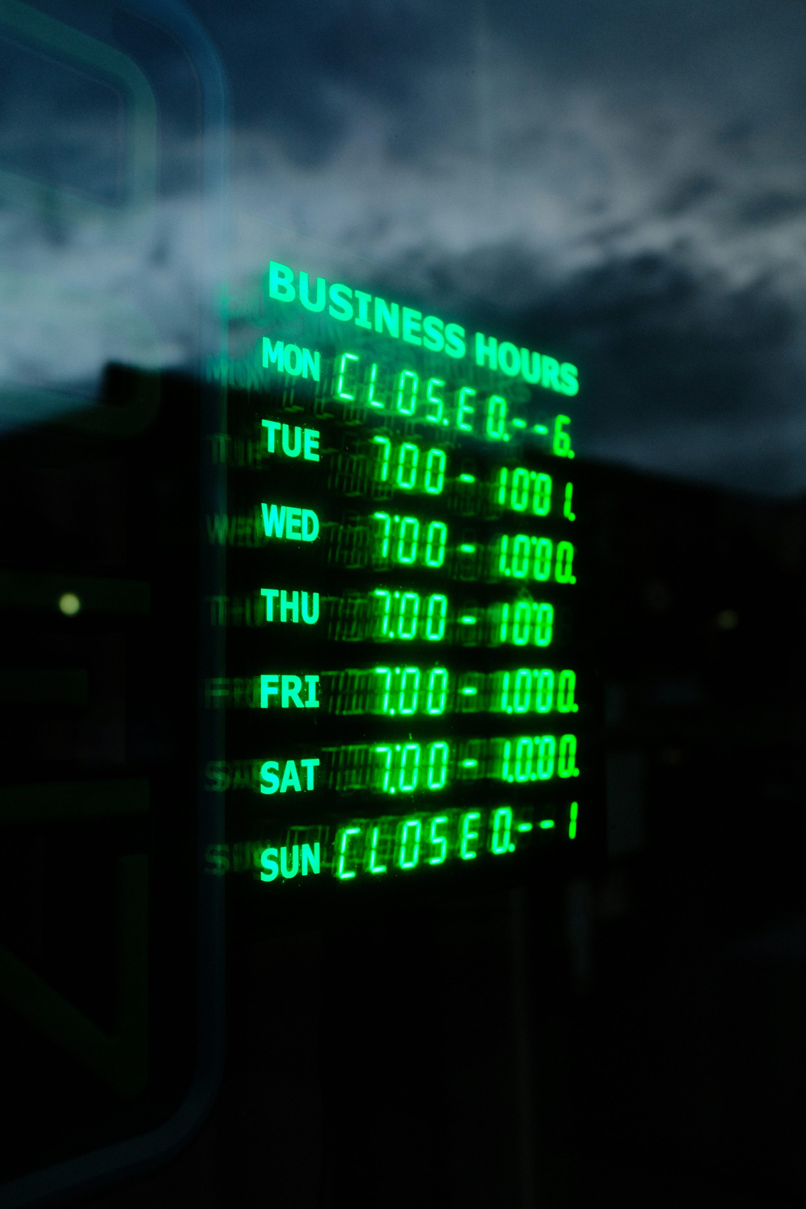 The One Linux Command That Tells You What Time Zone Your Computer Actually Thinks It’s In