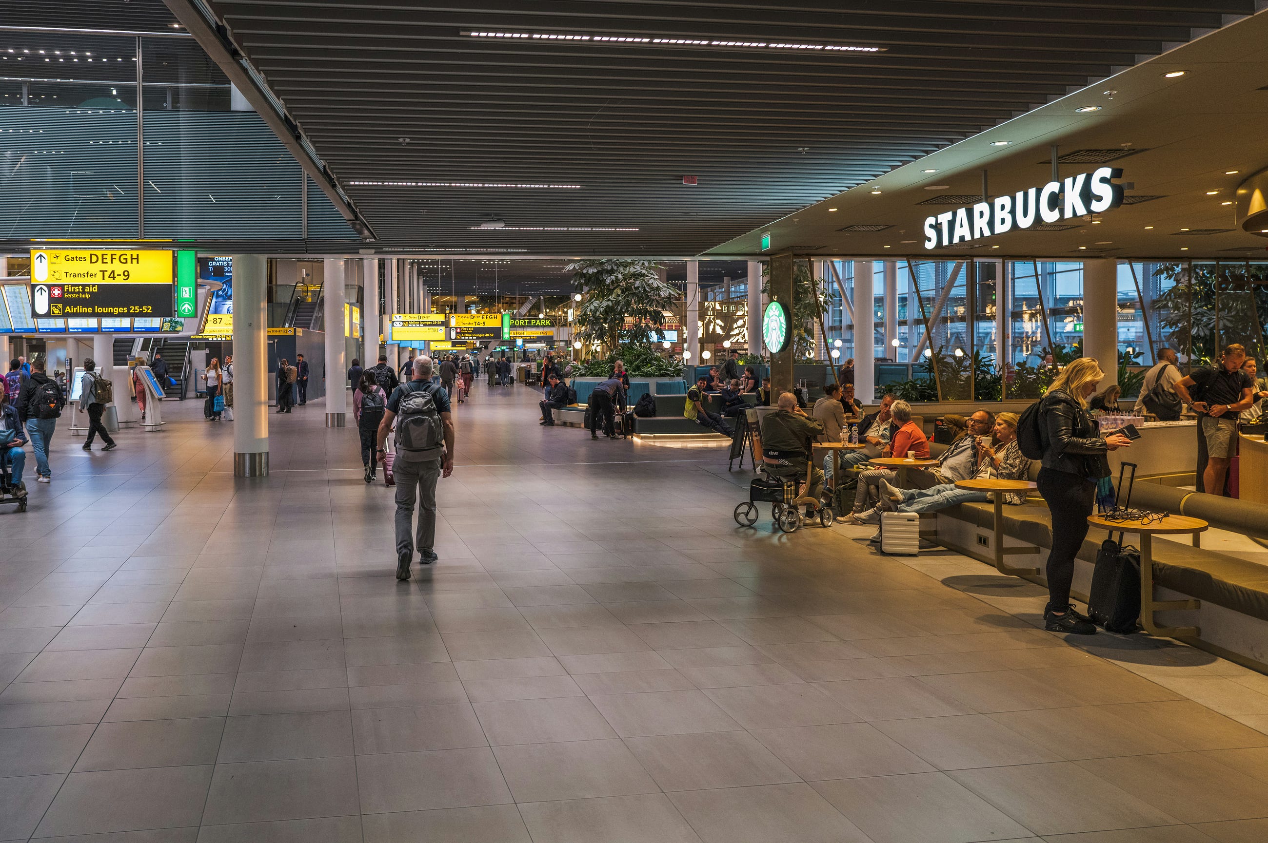 Airport Food Prices Should Come With a Warning