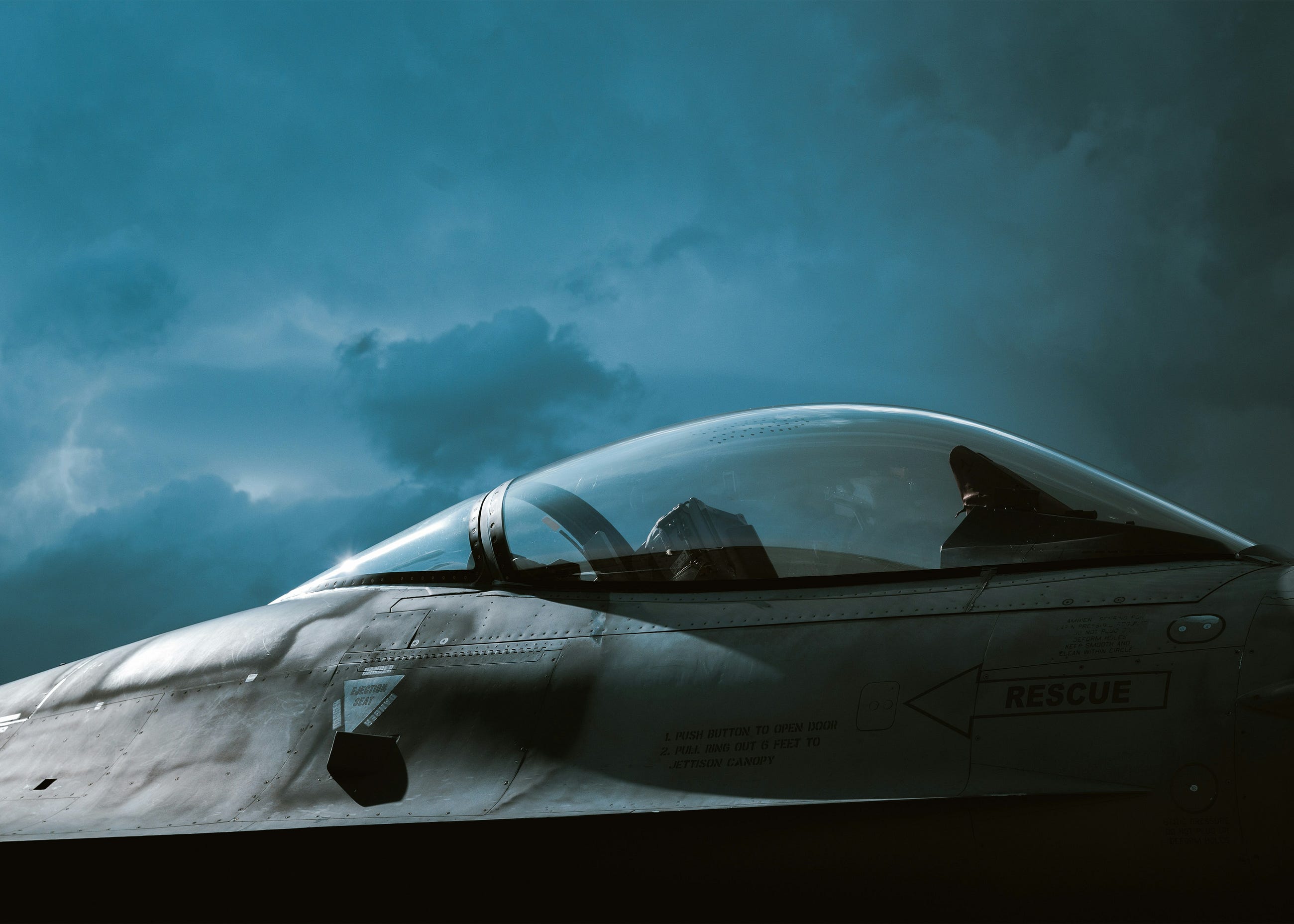 The Two Blips Became One: The Fighter Jet That Vanished Over Lake Supe