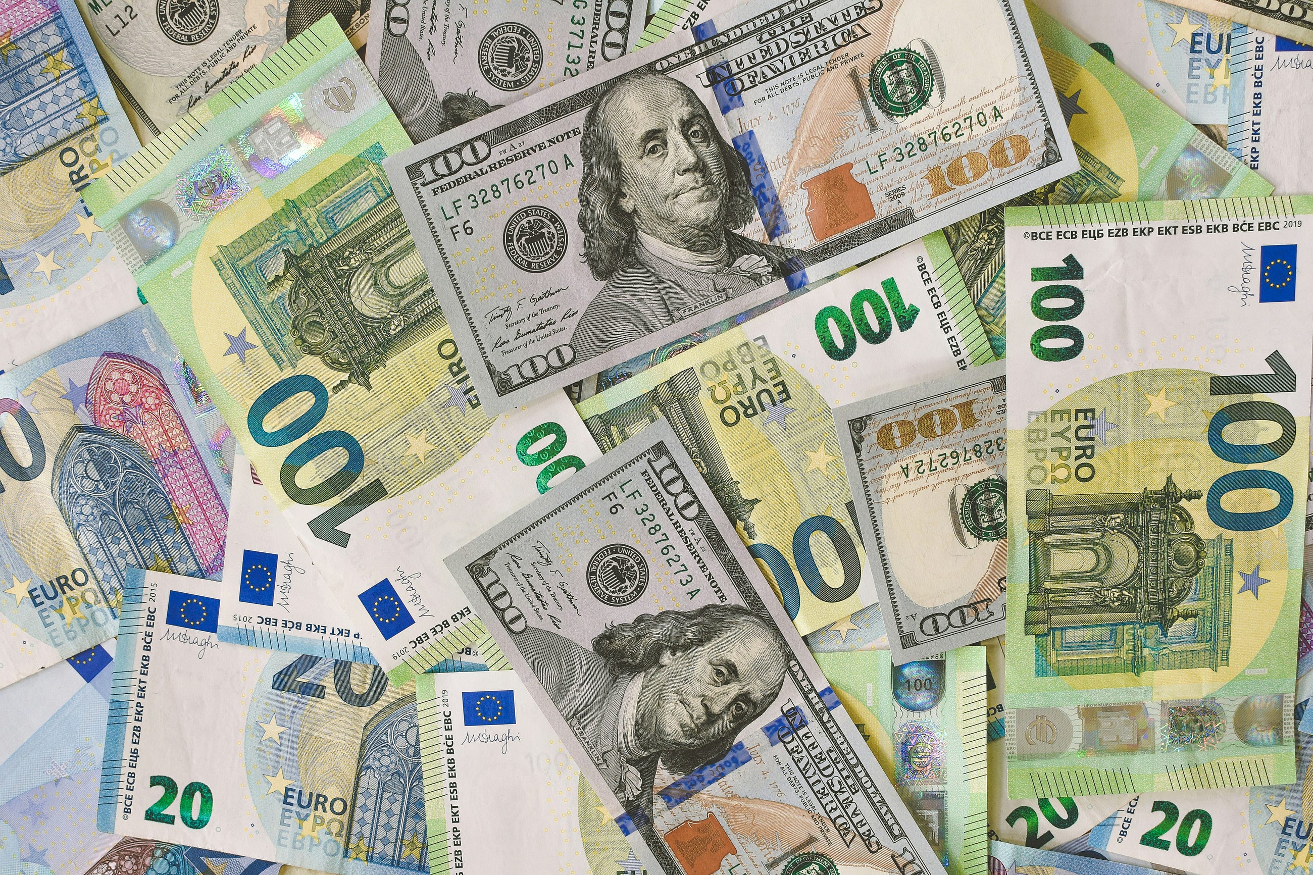 How to Identify “Strong” and “Weak” Currencies Over the Long Term