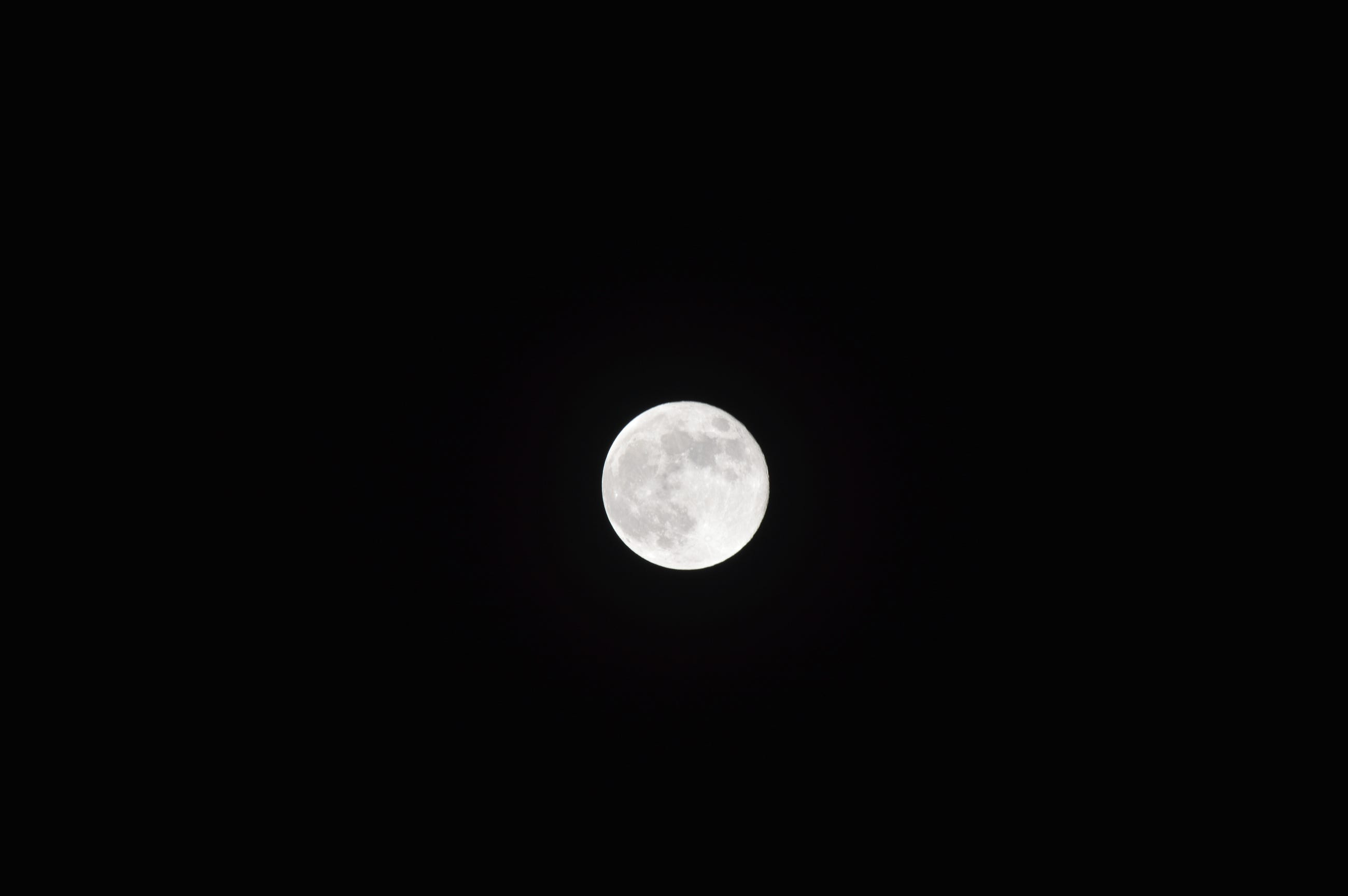 I am planning a Vibe Moon Fly-By from Paris