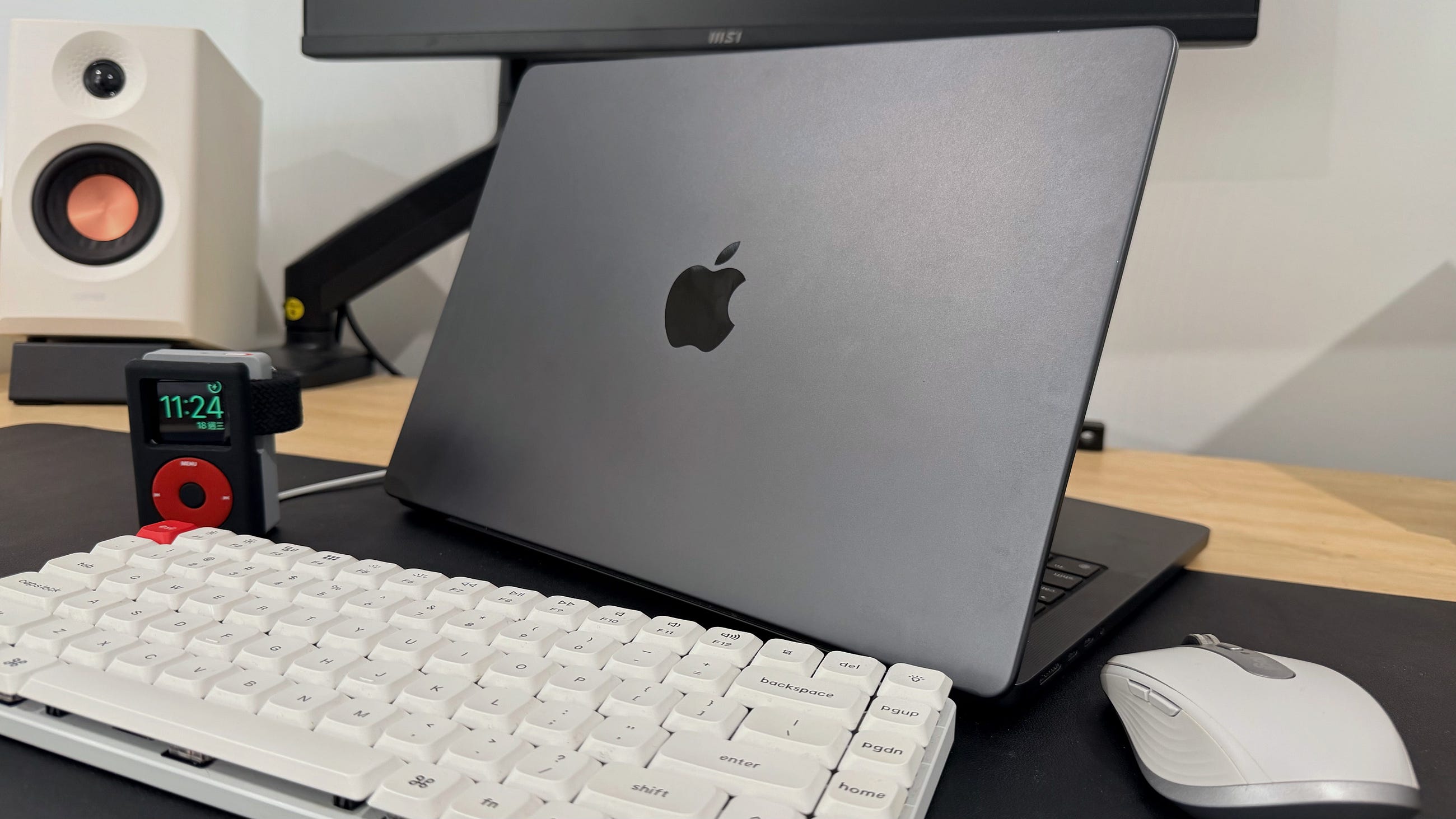 My Value-For-Money Mac Desktop Setup