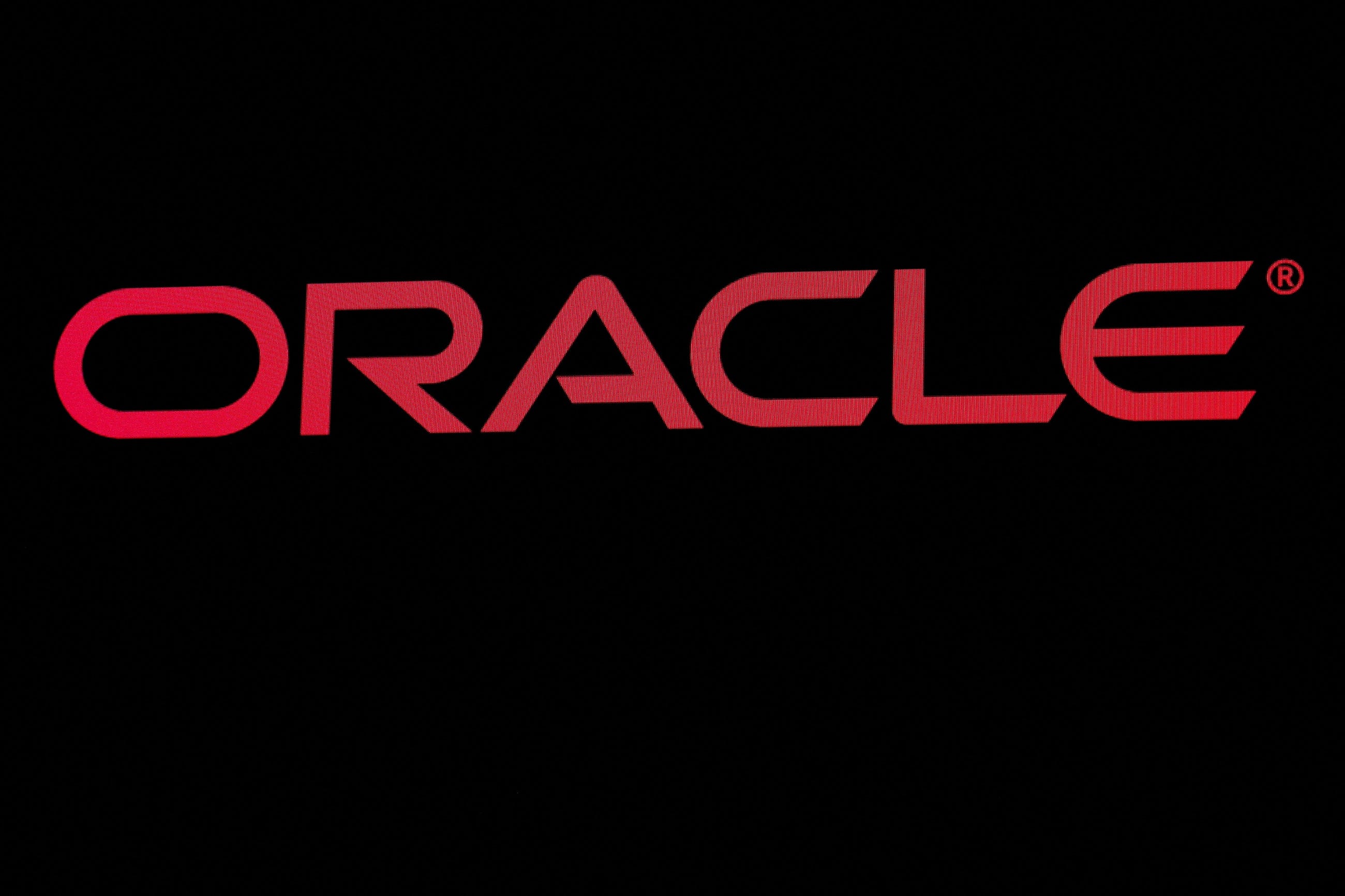How to Set Up Oracle Database and SQL*Plus on Mac (M-Series & Intel)
