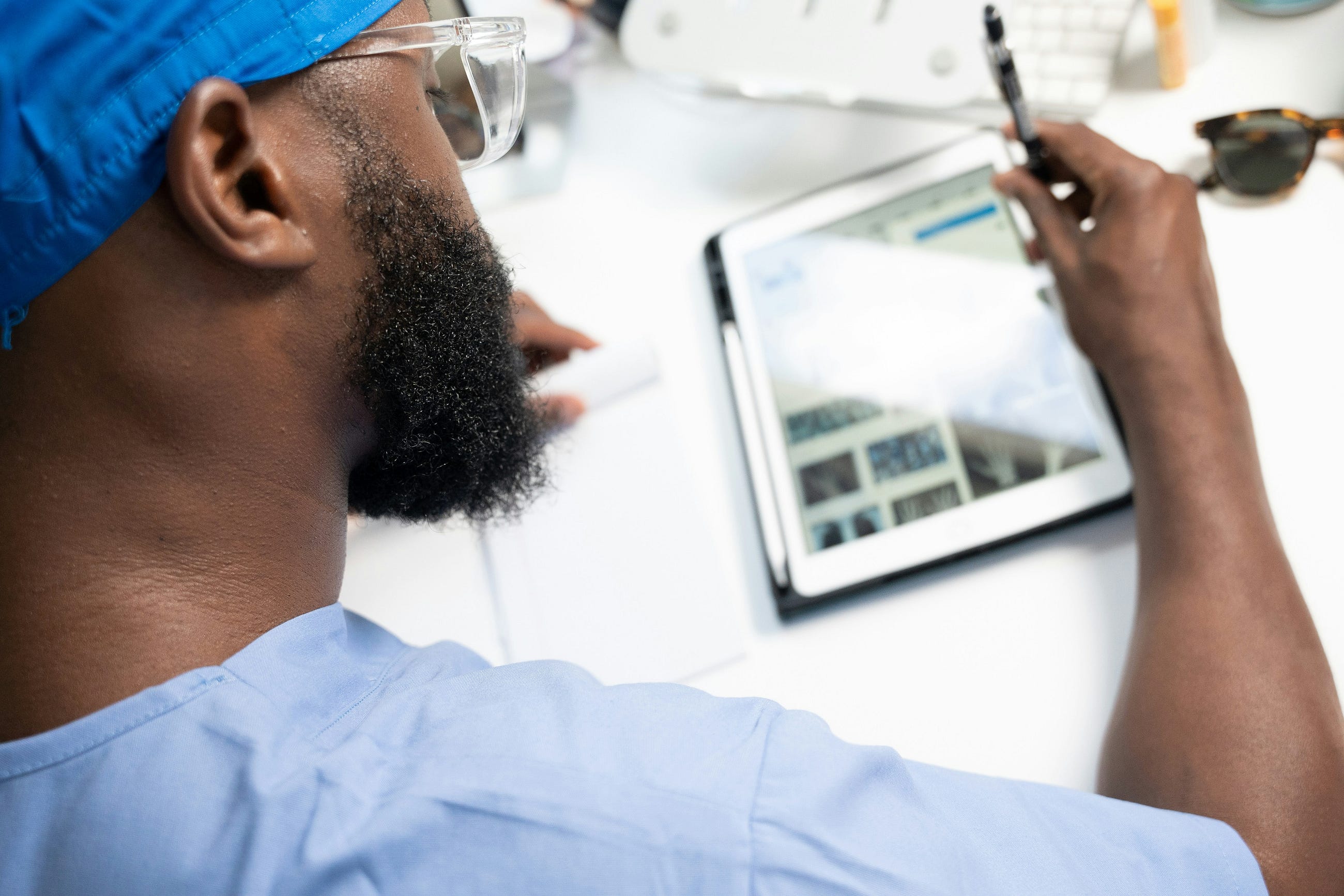 How to experiment when designing in a regulated field like Healthcare