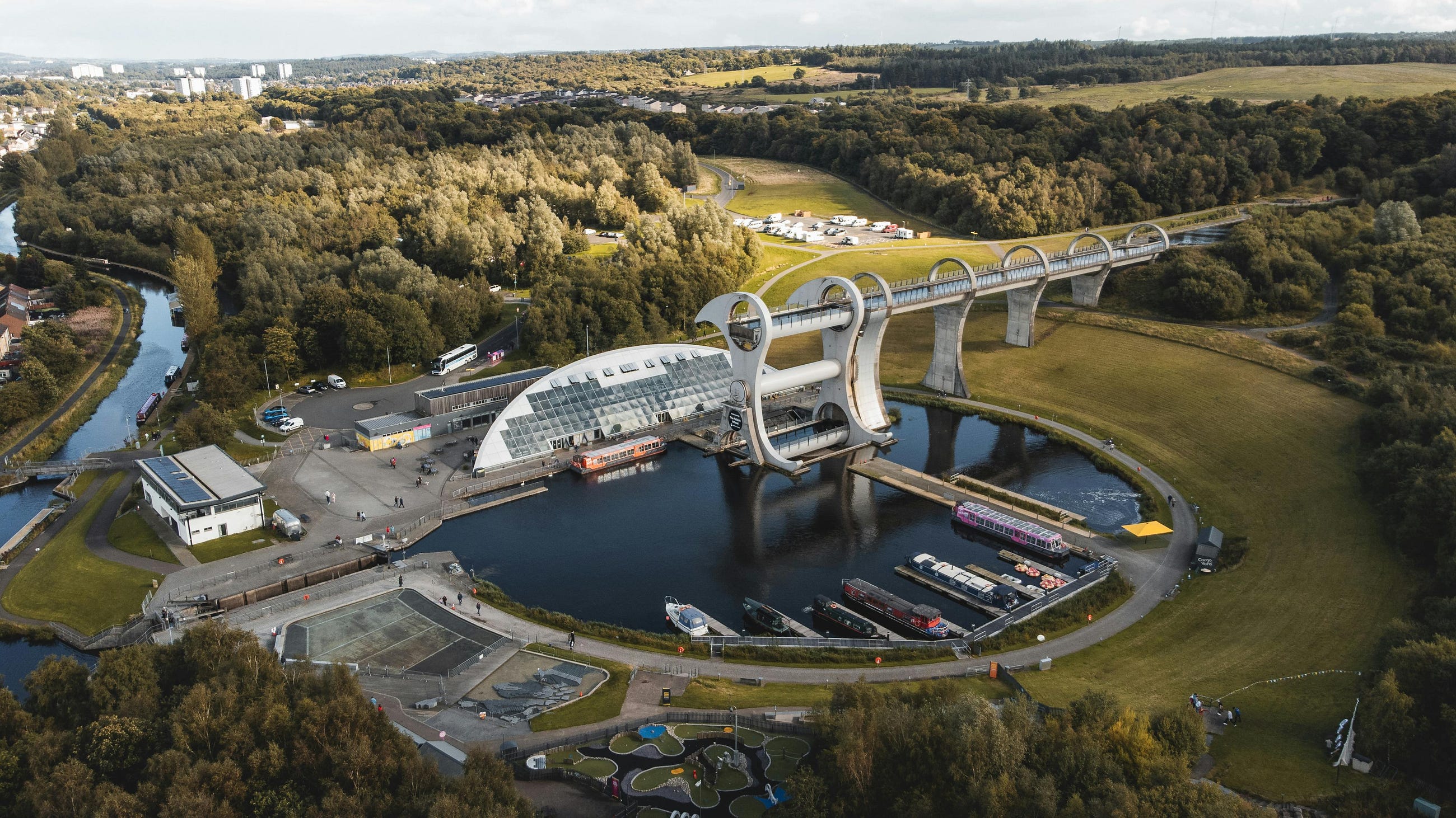 Falkirk Wheel: The world’s first and only rotating boat lift