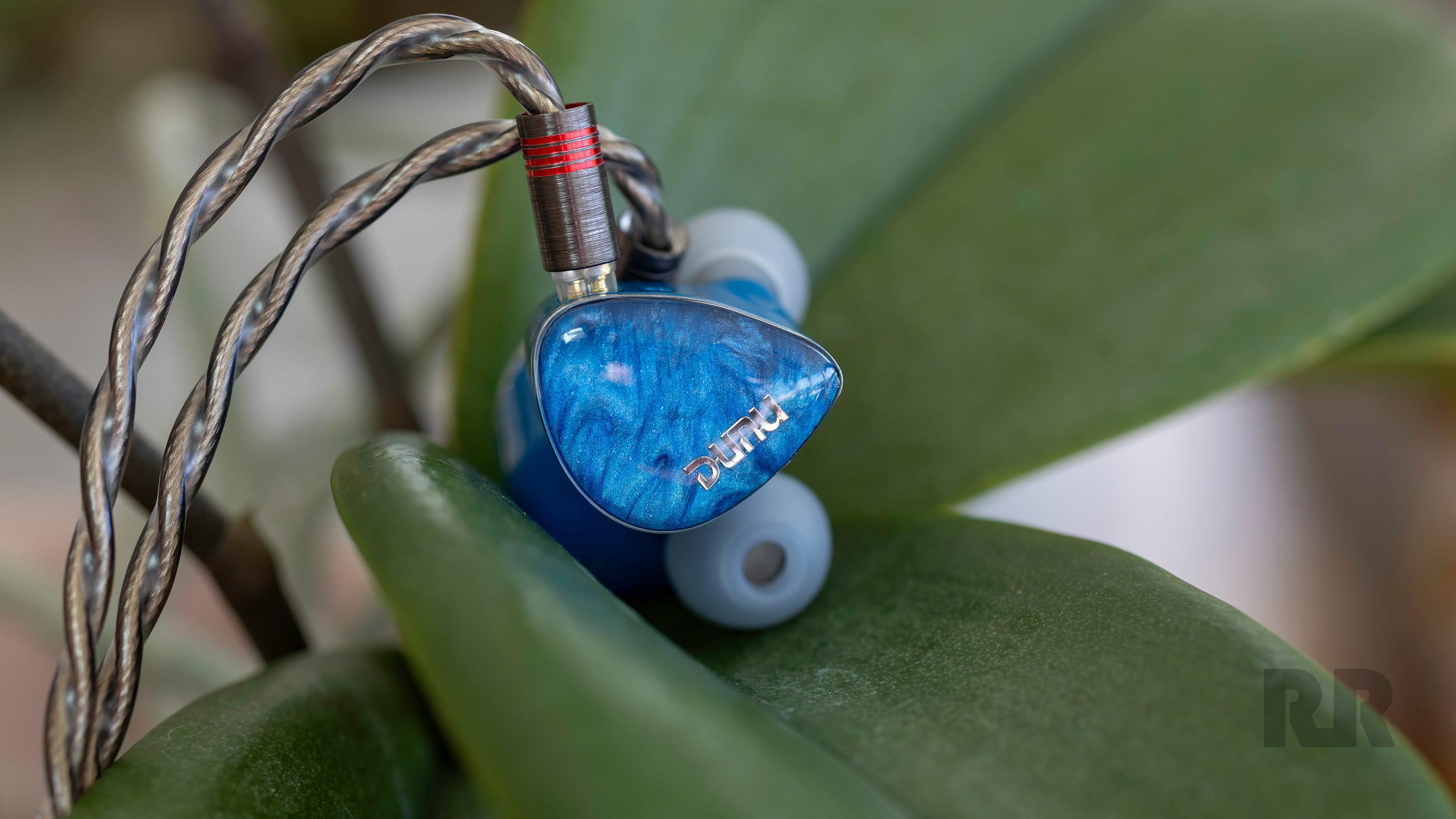 KBEAR Mirage KB08 in Ear Monitors 1 DD · 1 BA · 2 Micro-Planar