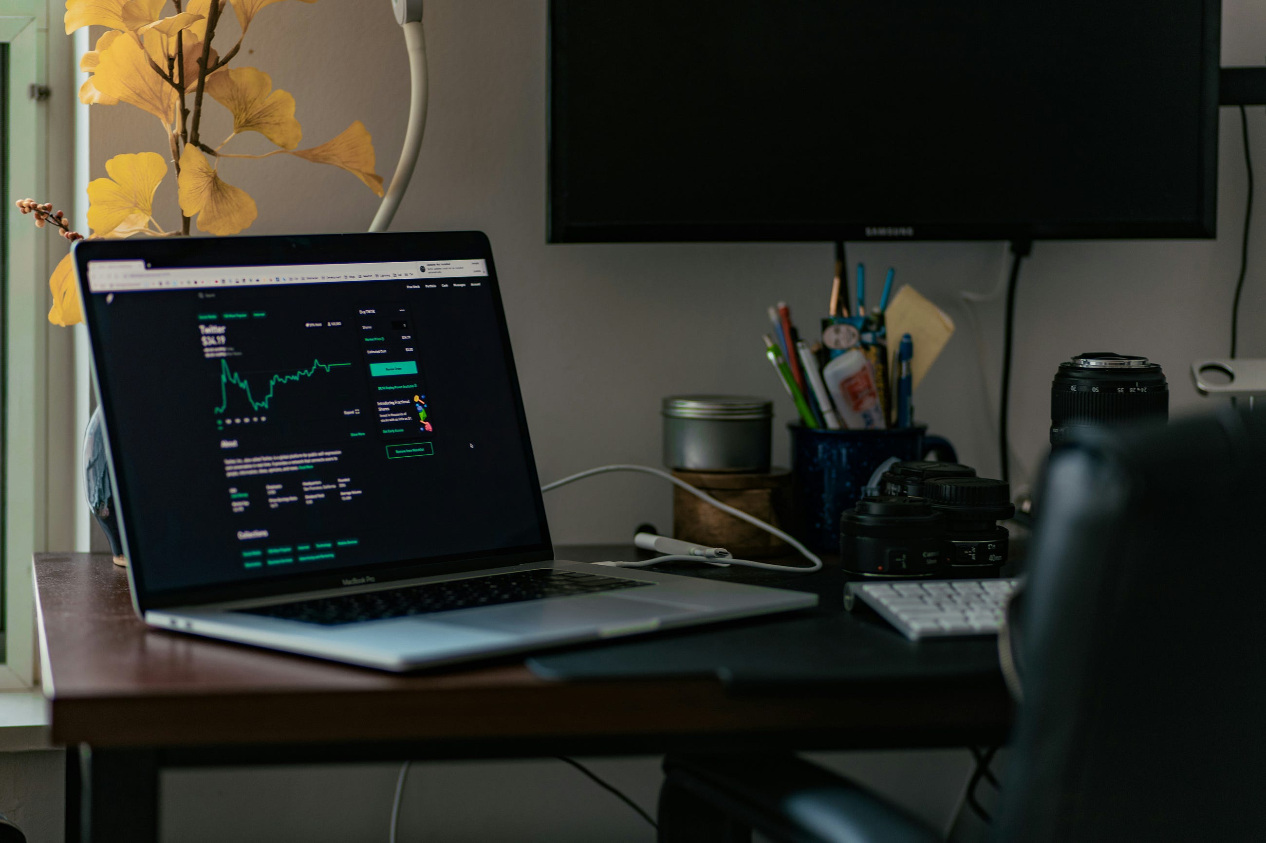 From Scattered Checks to a Repeatable Trader Review System