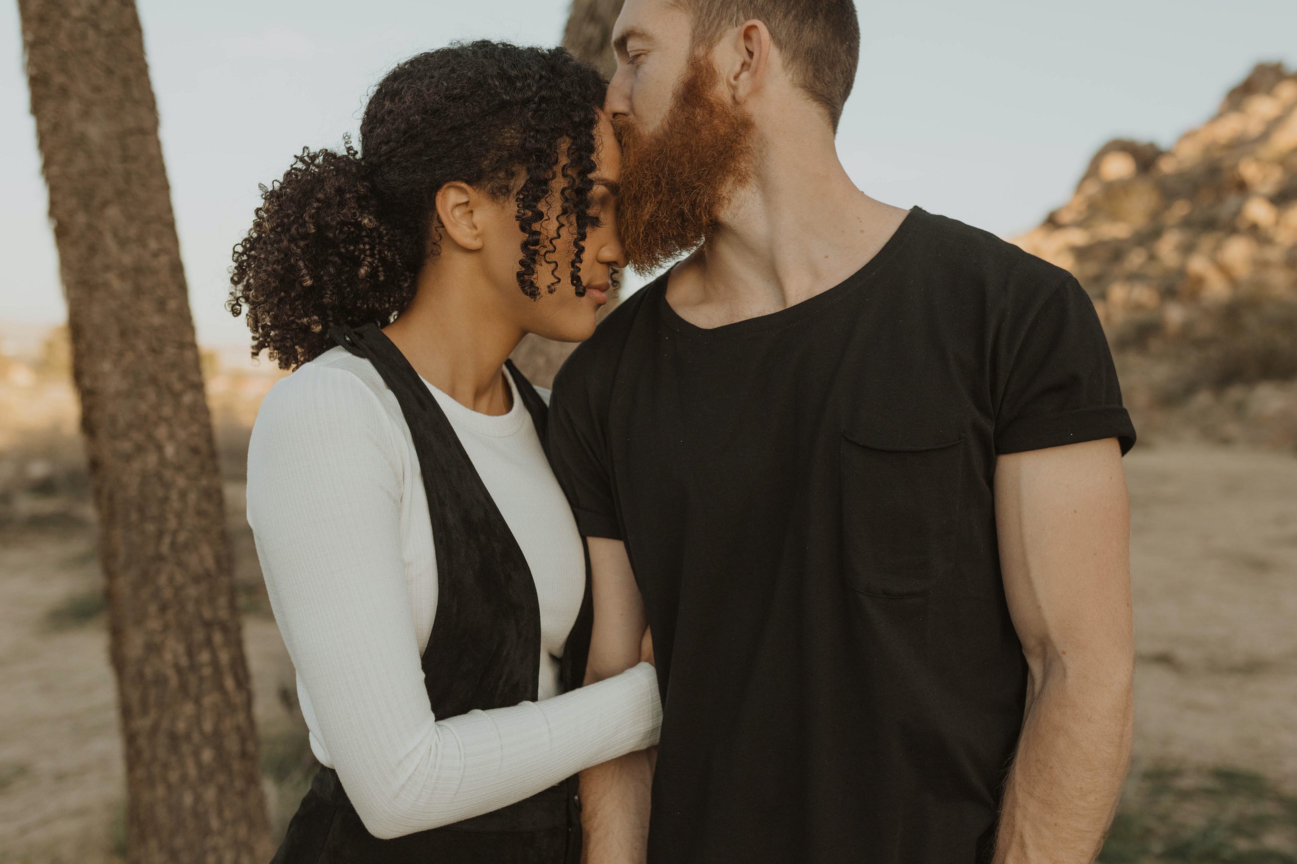 6 Signs Someone Is Emotionally Attracted To You Laptrinhx News