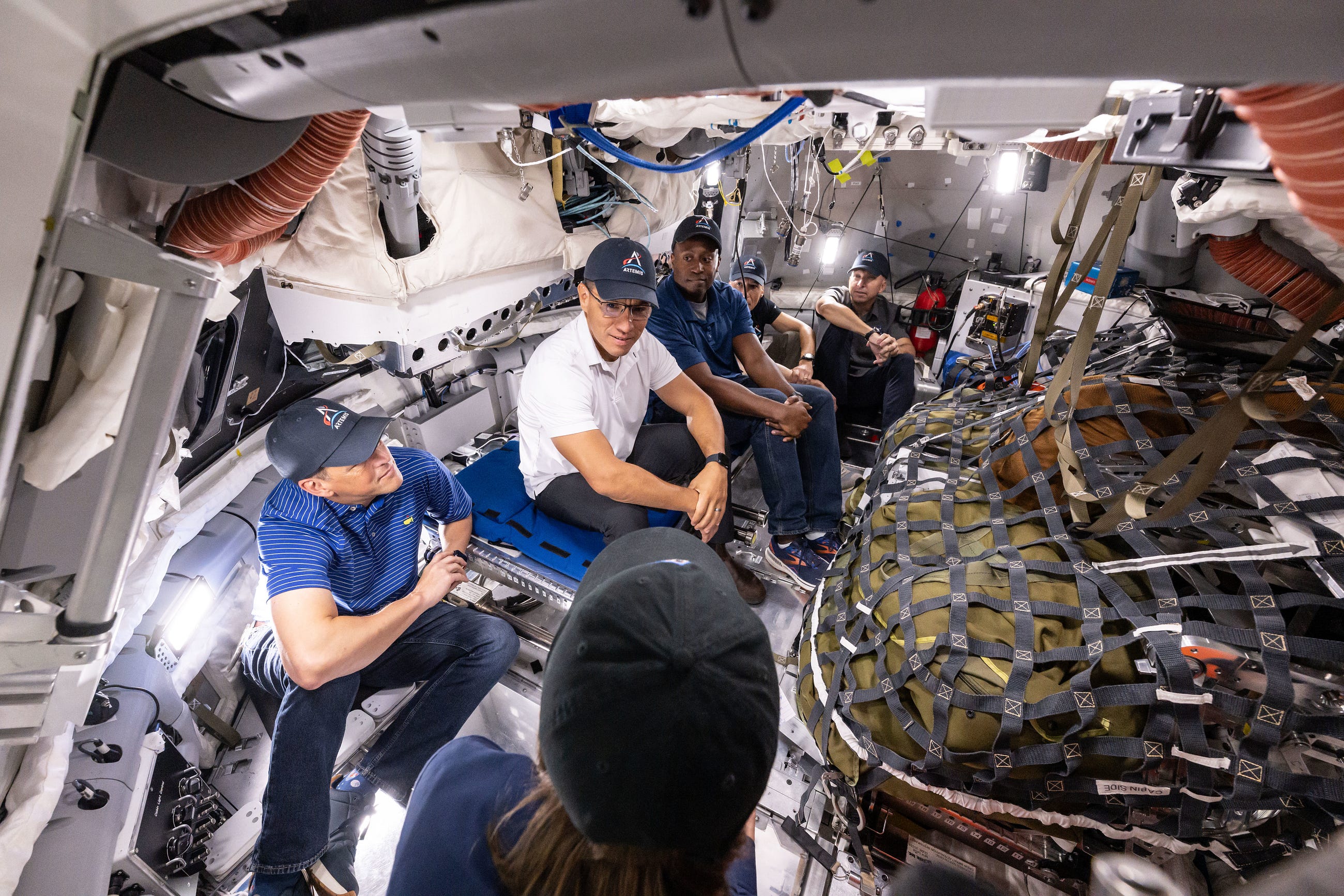 The Woman Training Four Astronauts to Fly to the Moon (While Raising T The Woman Training Four Astronauts to Fly to the Moon (While Raising T
