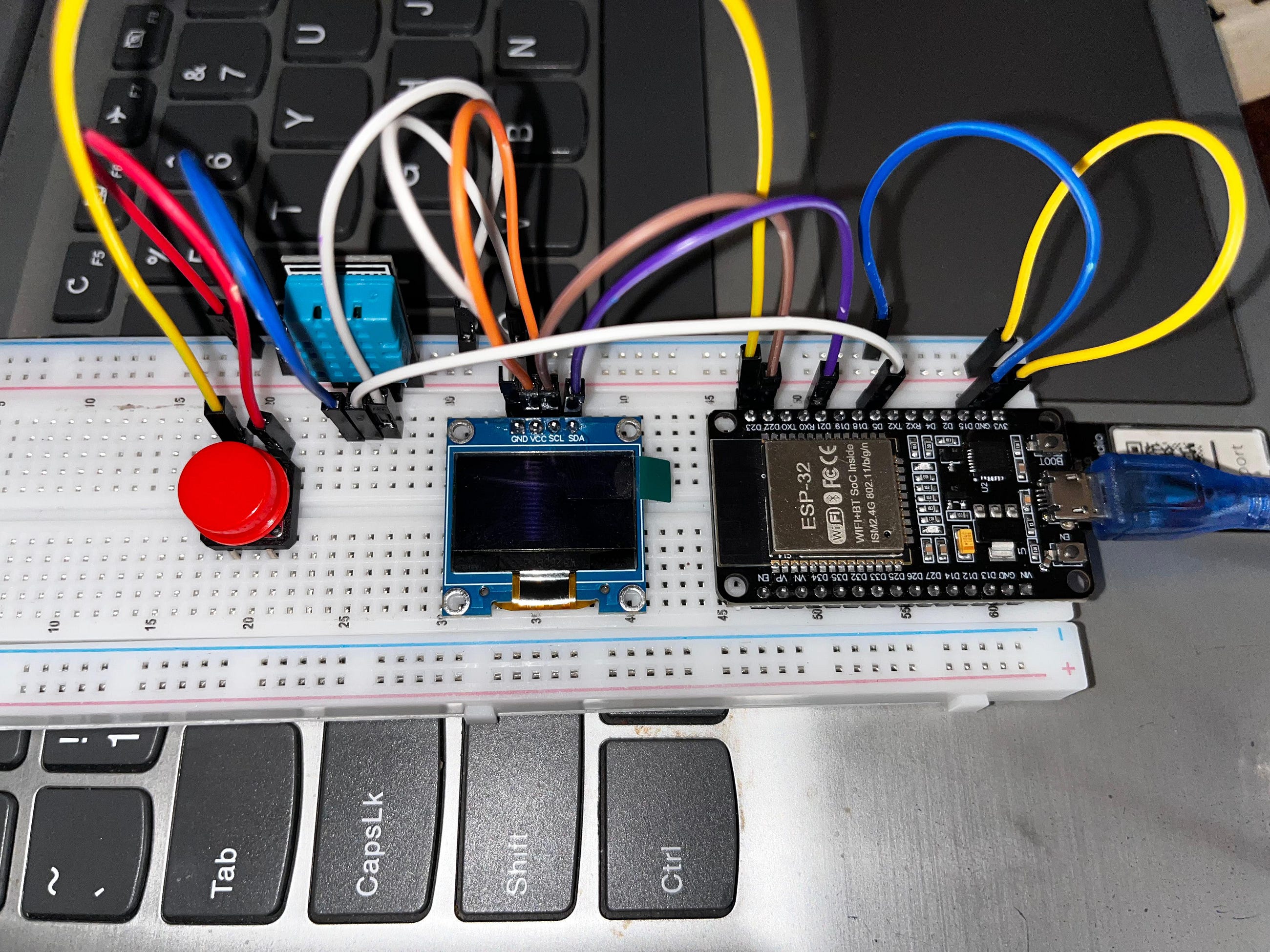 Proyek IoT 05: Serial Communication