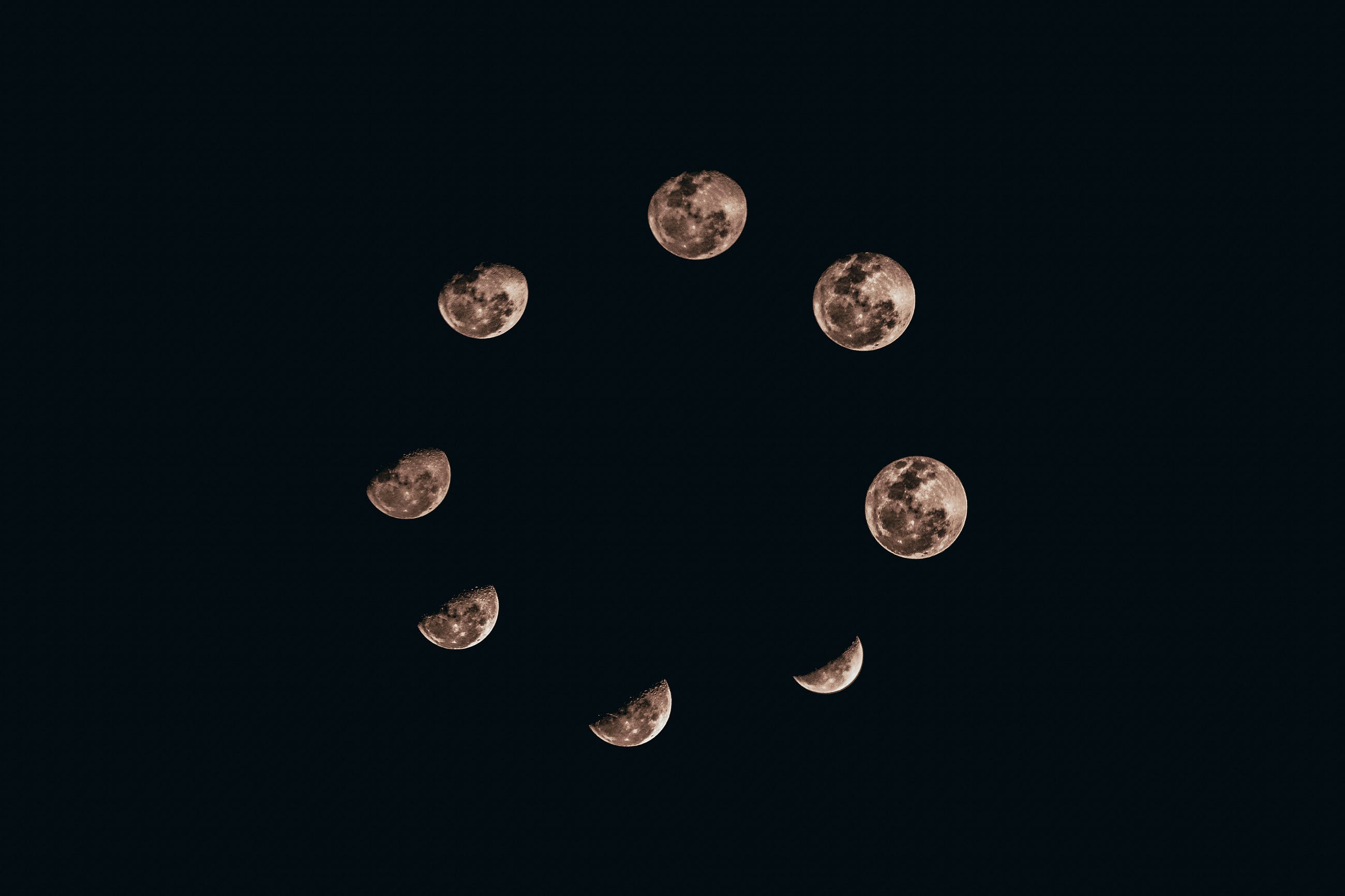 Why does the Moon seem to change shape from day to day- Why does the Moon seem to change shape from day to day-