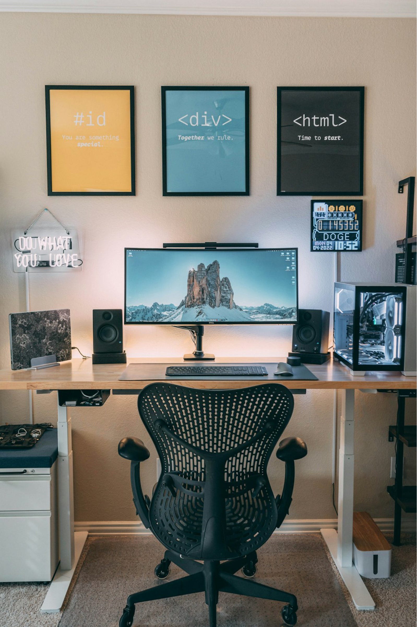 What Is a Good Web Design Platform in 2025?