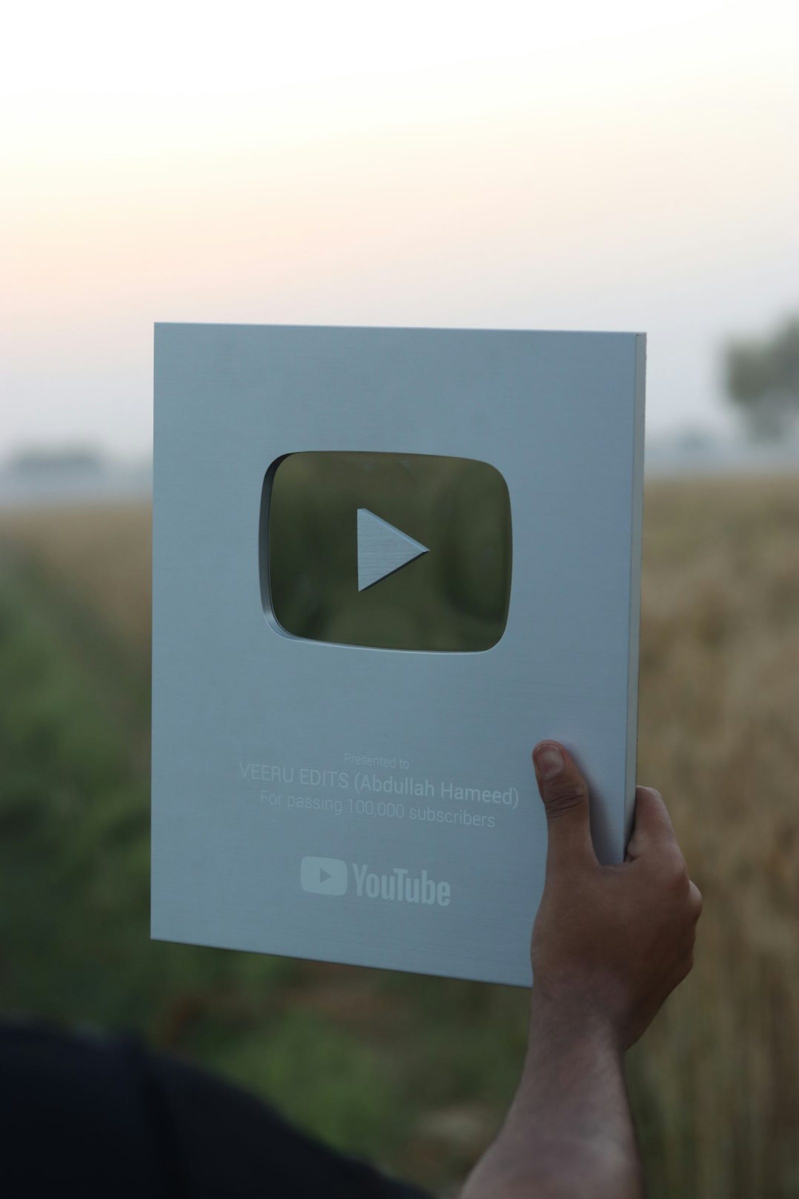 Top 3 Faceless YouTube Niches Using AI (That Are Printing Money Right Now)