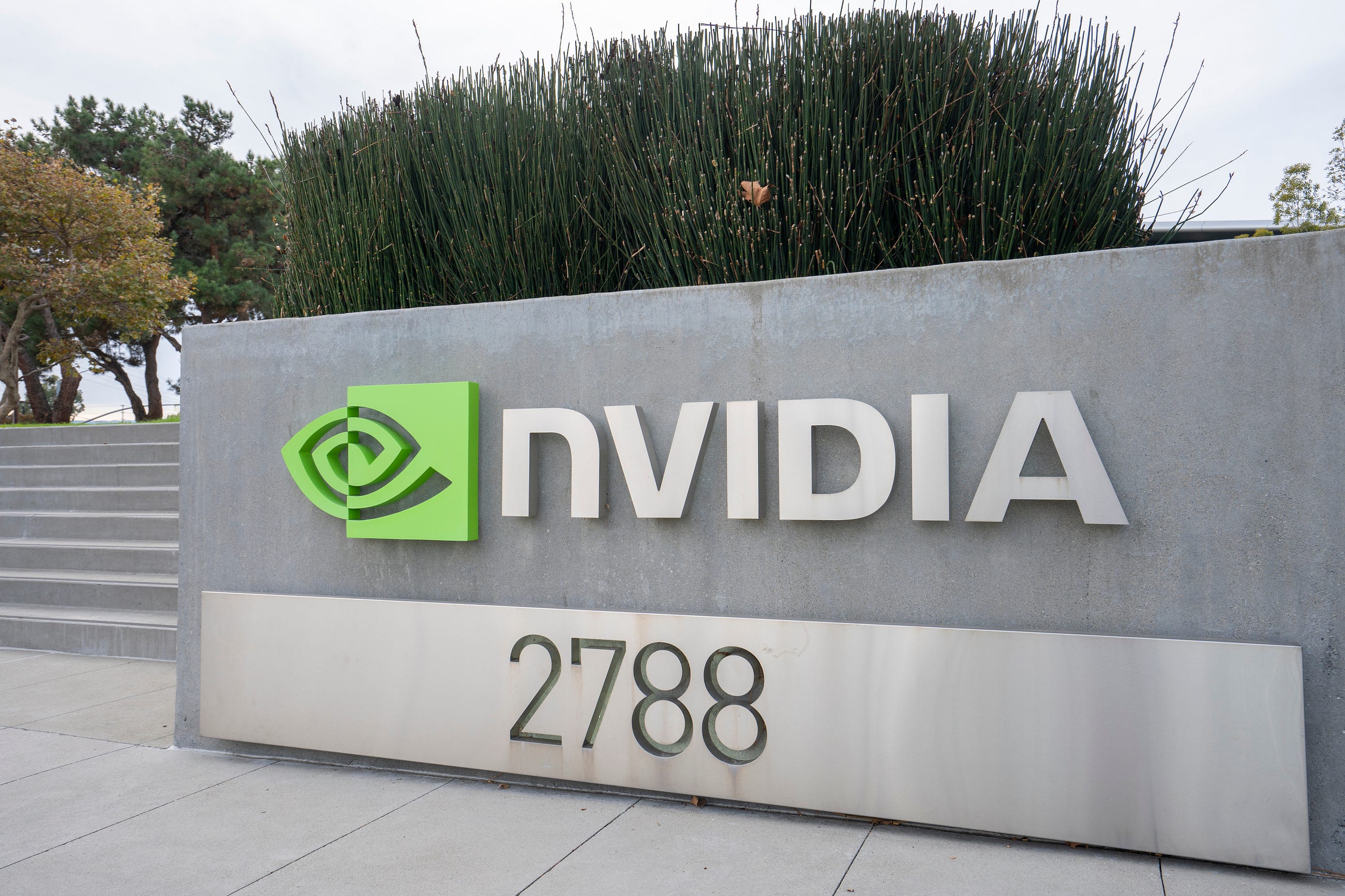 Breaking News: NVIDIA announces new groundbreaking AI chip