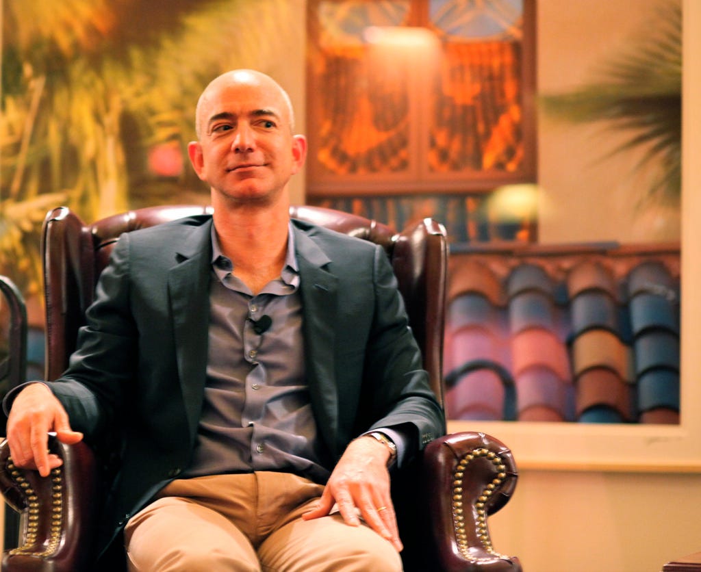 4 Business Thoughts from Jeff Bezos for Young Entrepreneurs