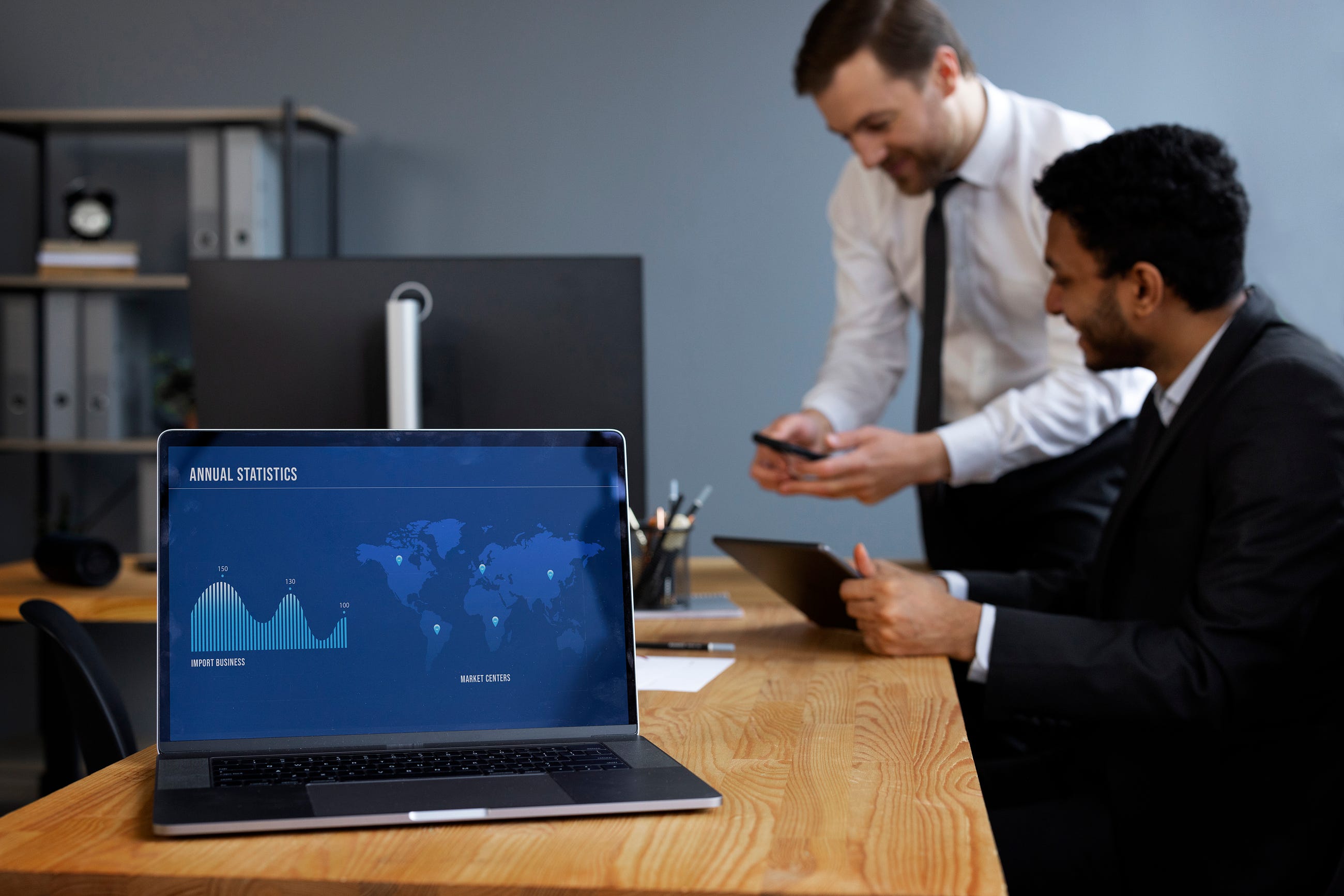 Maximize Suas Decisões de Trading com Plarovex