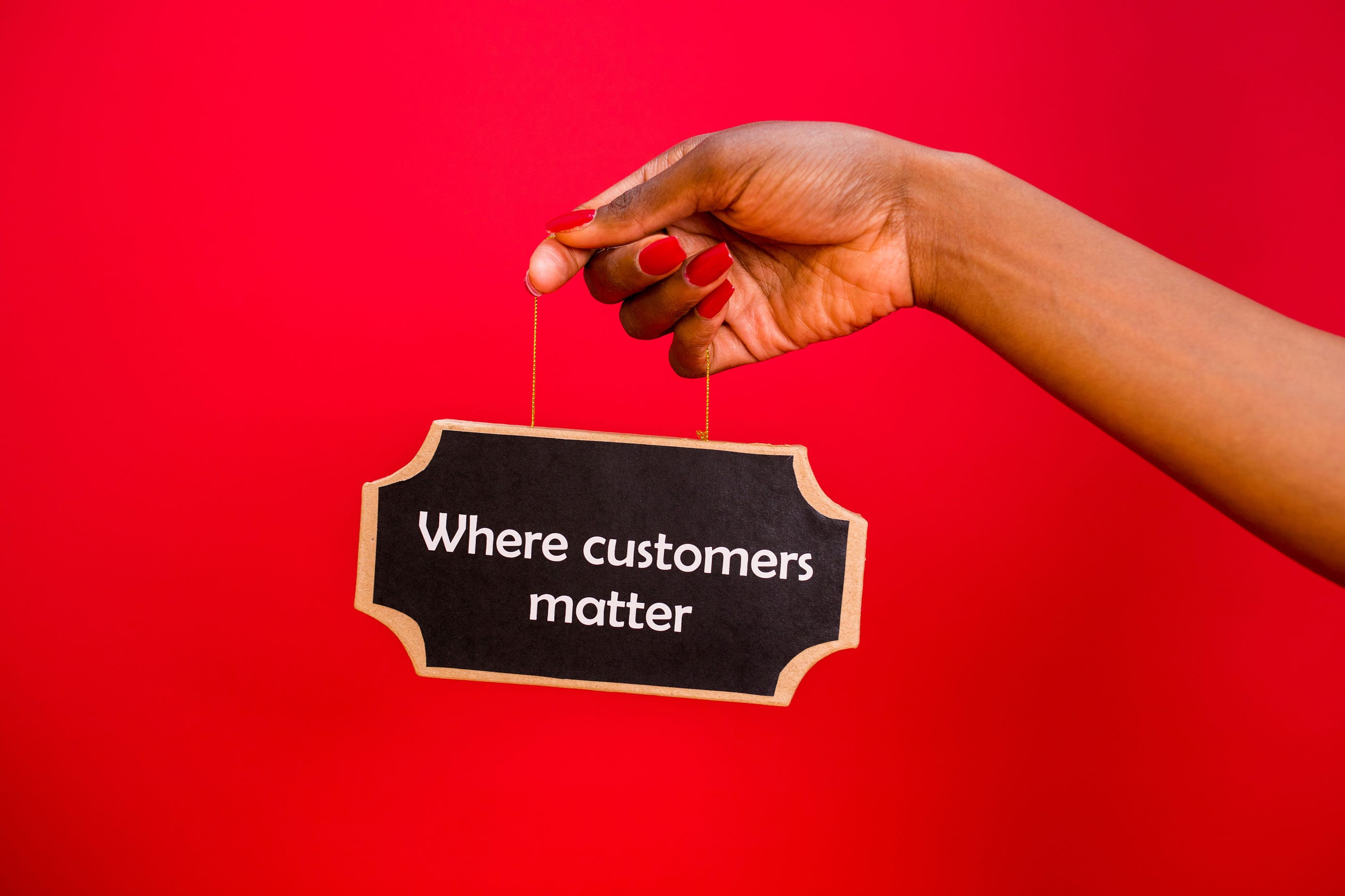 How I Predicted Customer Churn on Real Telco Data — Random Forest, SMOTE, Threshold Tuning