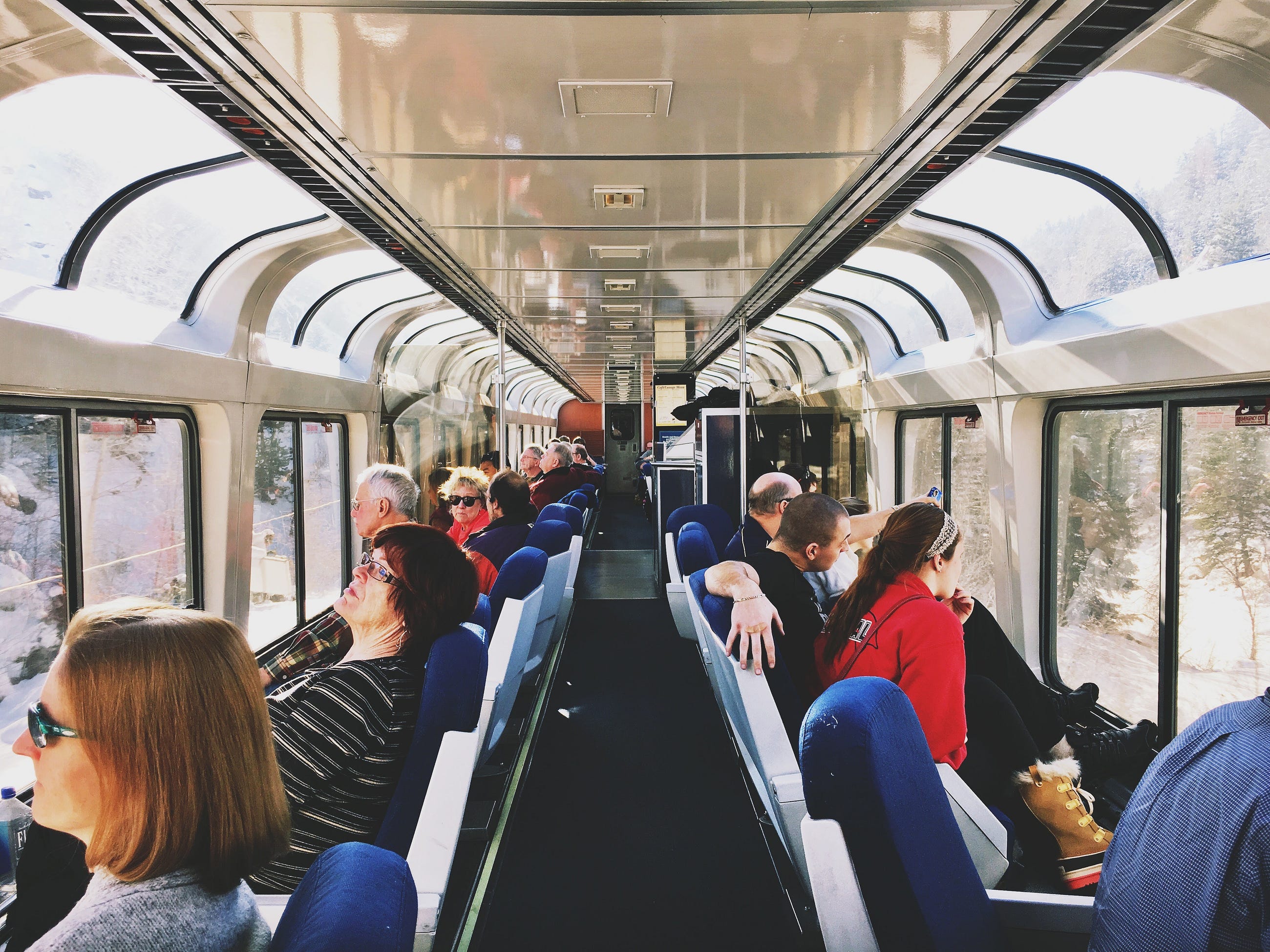 age to travel alone on amtrak