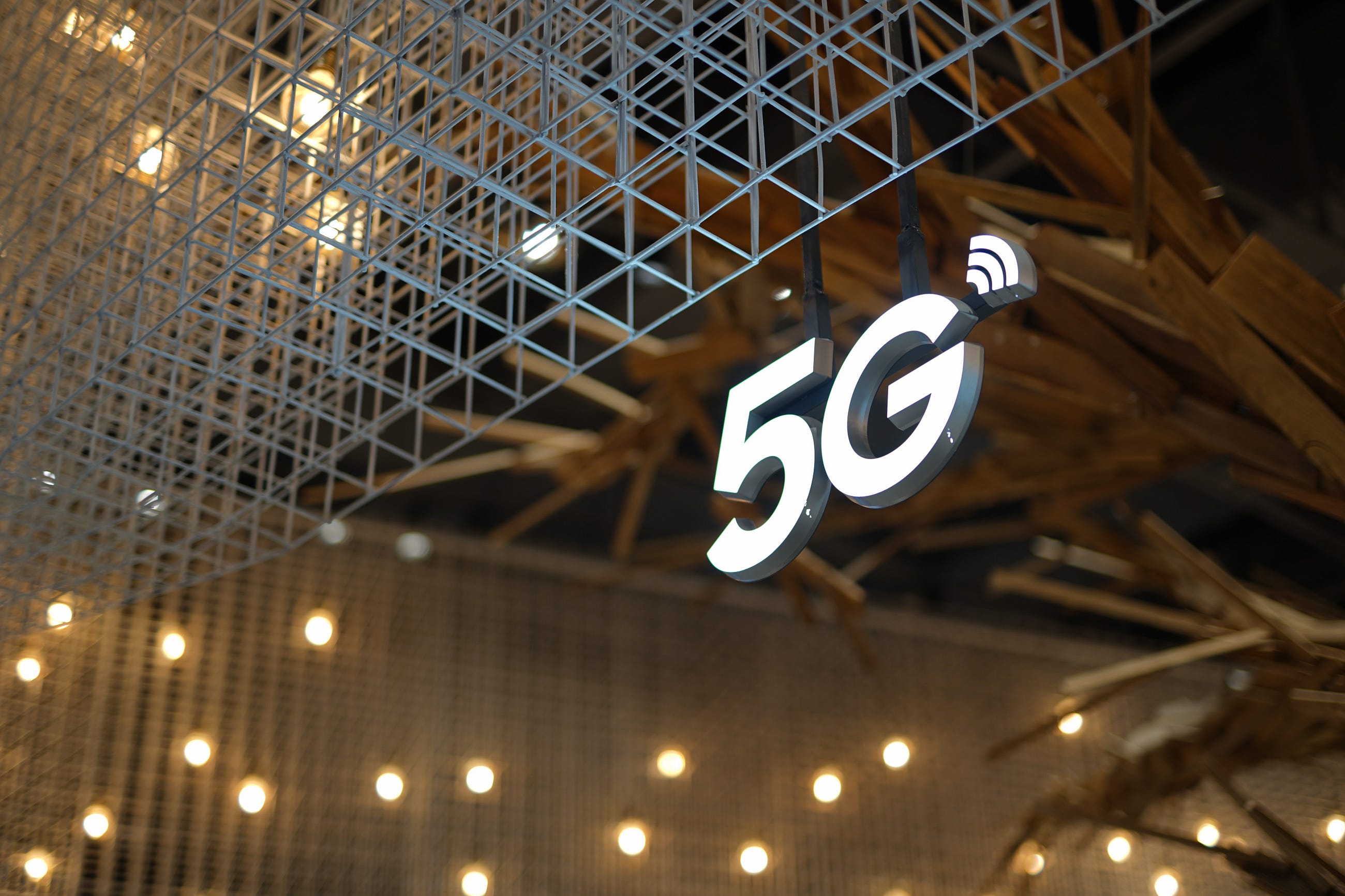 5G Network and Artificial Intelligence