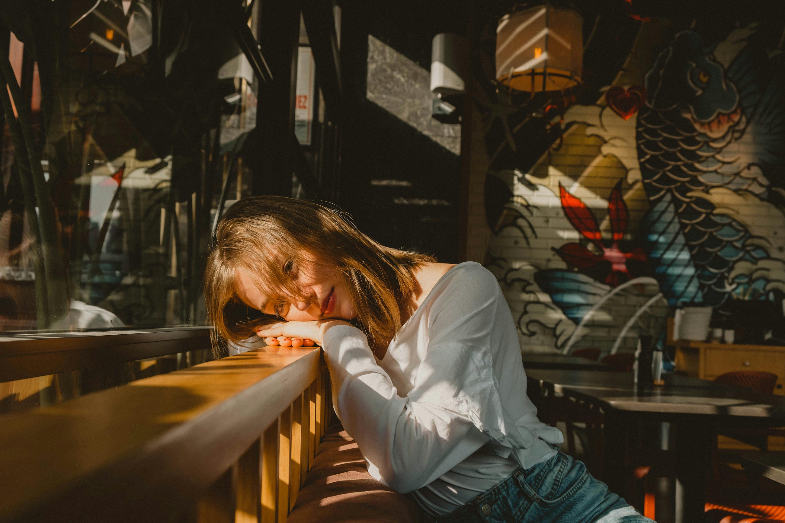 The Real Signs You Come Across as Unattractive (It’s Not What You Think)