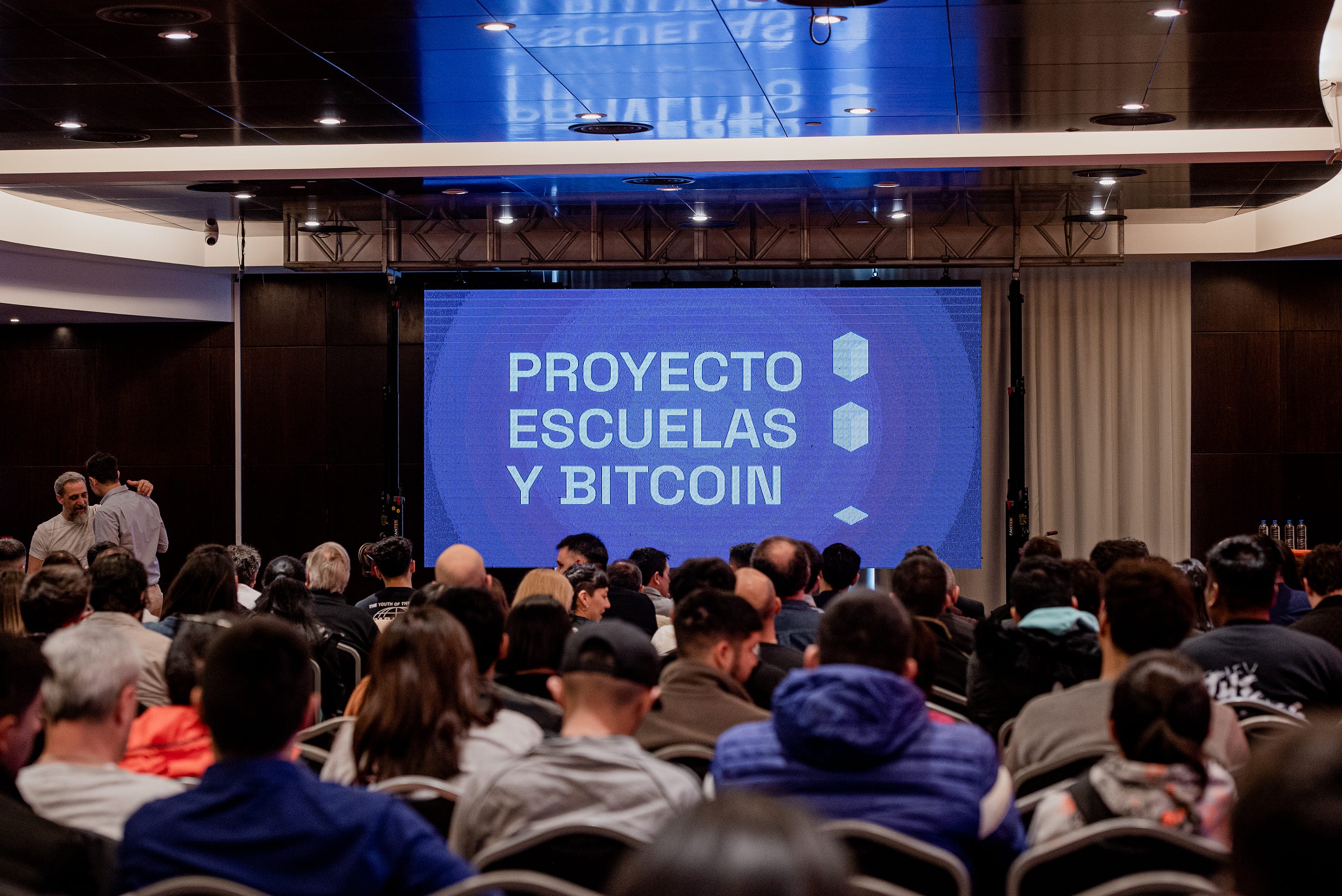La ONG Bitcoin Argentina relanza el Proyecto Escuelas y Bitcoin con el apoyo de Paystand.org