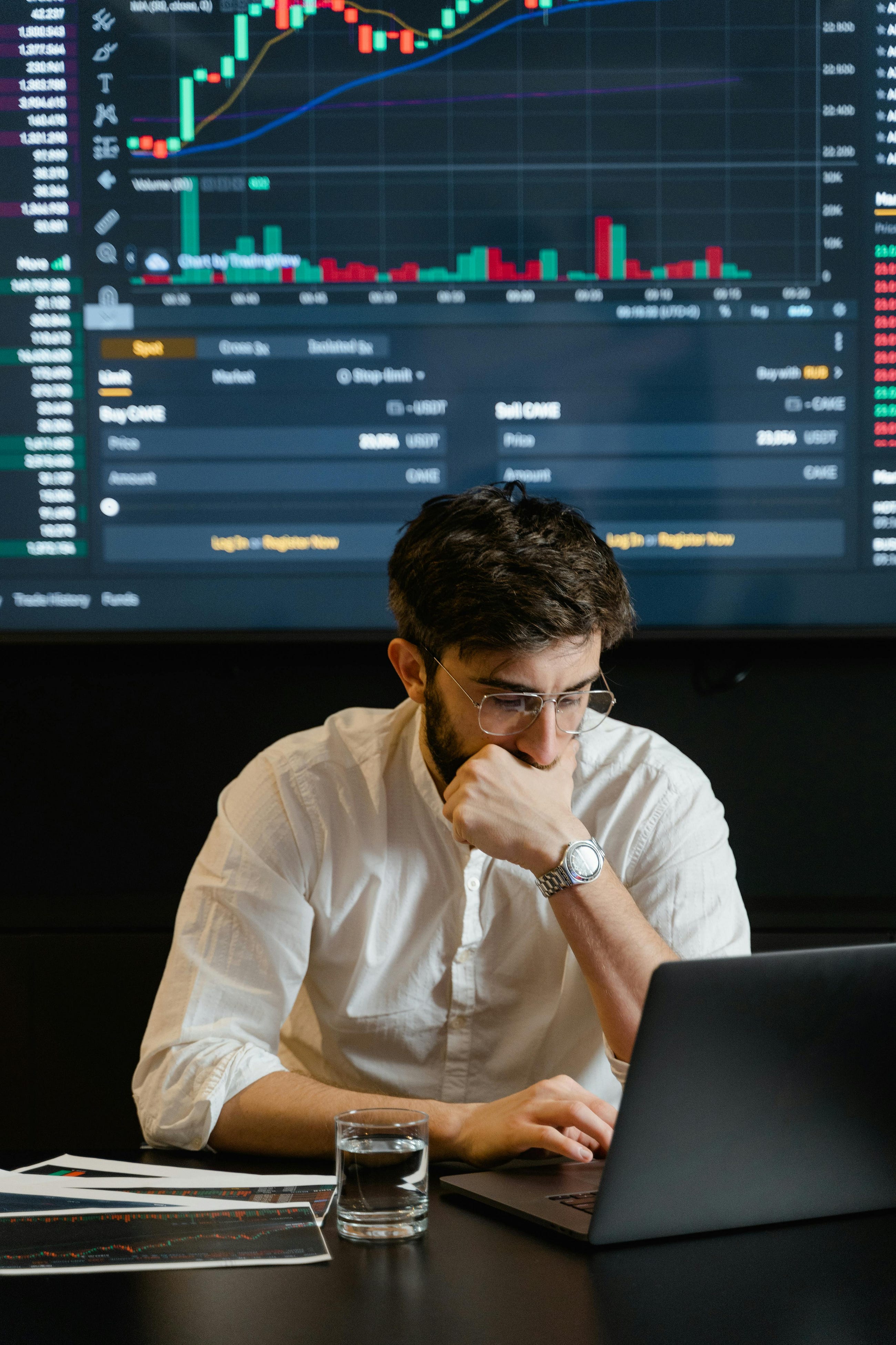 Today Crypto News: Bitcoin Eyes $82K as XRP Rallies and Trump Accounts Reshape the Market