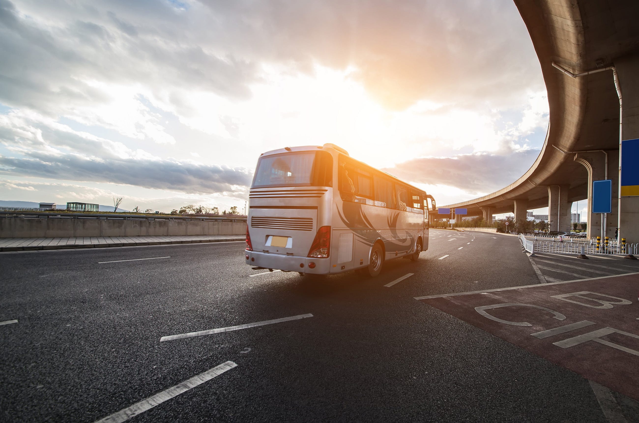 Shuttle Bus Services Airport?—?The Smartest Way to Travel