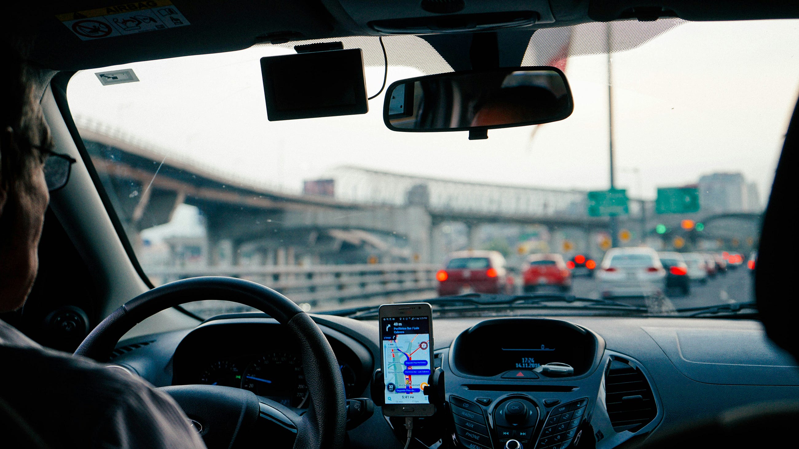 Driving Smarter Decisions: An End-to-End Ride-Hailing Business Performance Analysis