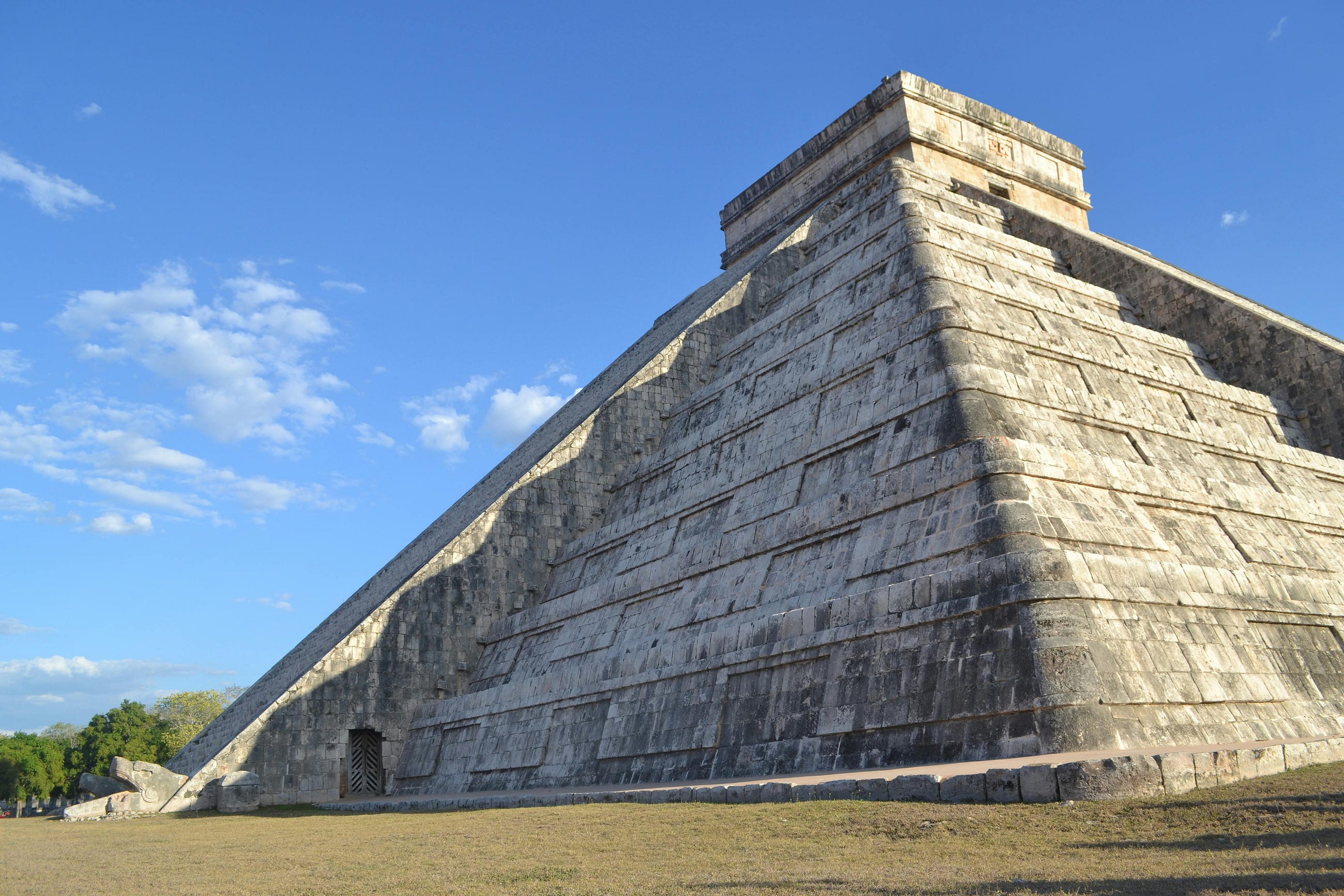 The World’s Most Powerful Attractions Aligned with the Sky
