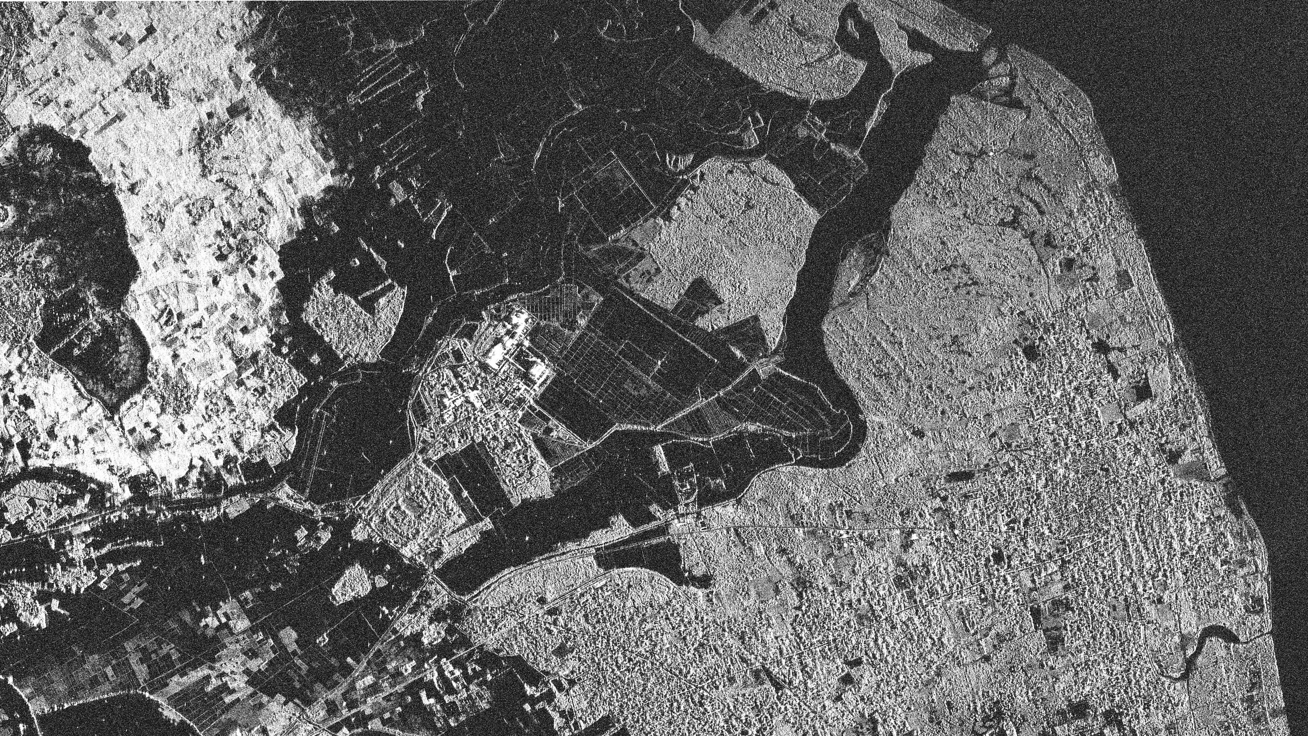 Earth Observation on Medium - Seeing Floods Differently: How SAR is Changing Flood Response