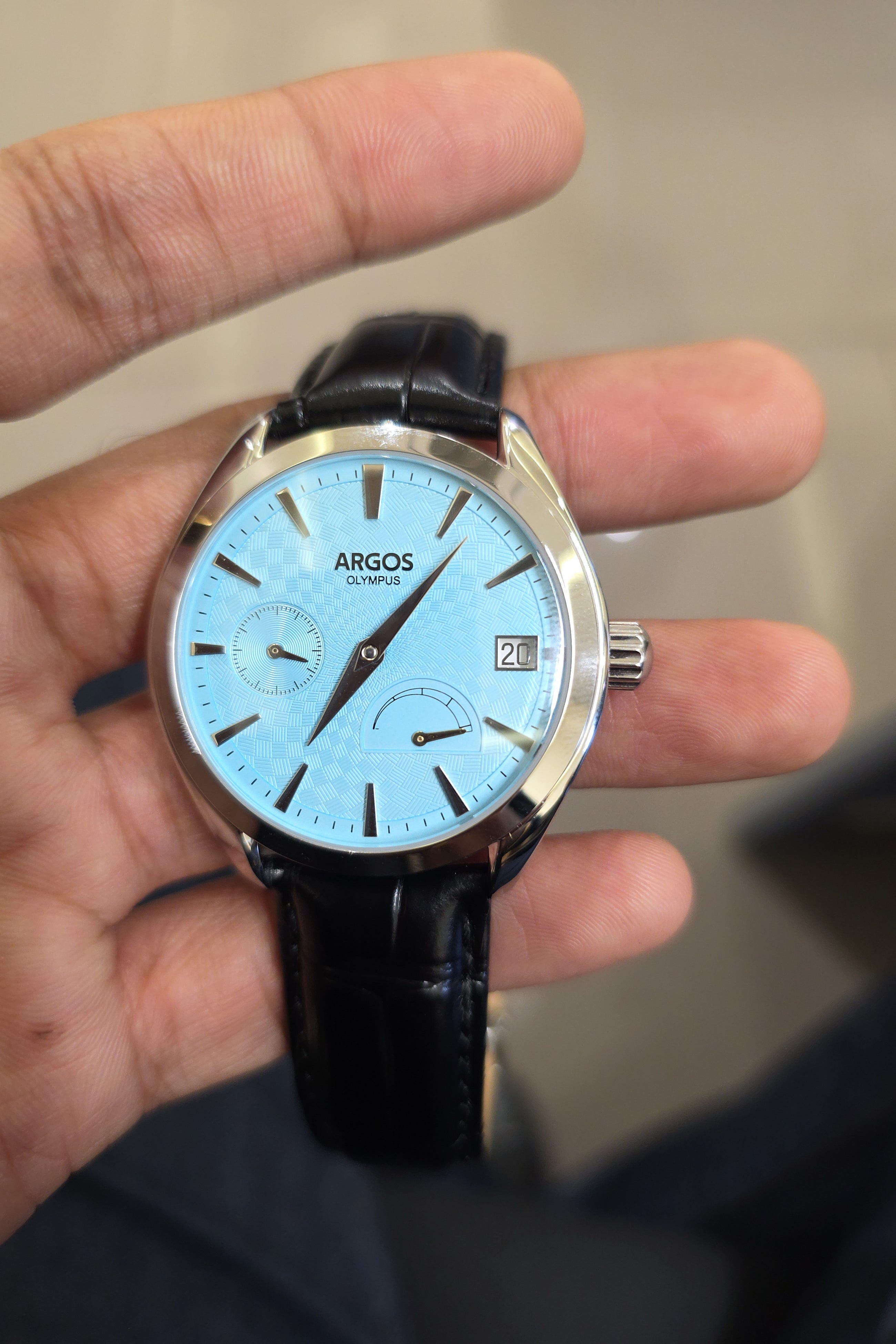 The First Twist of Eternity: Unboxing My Argos Olympus