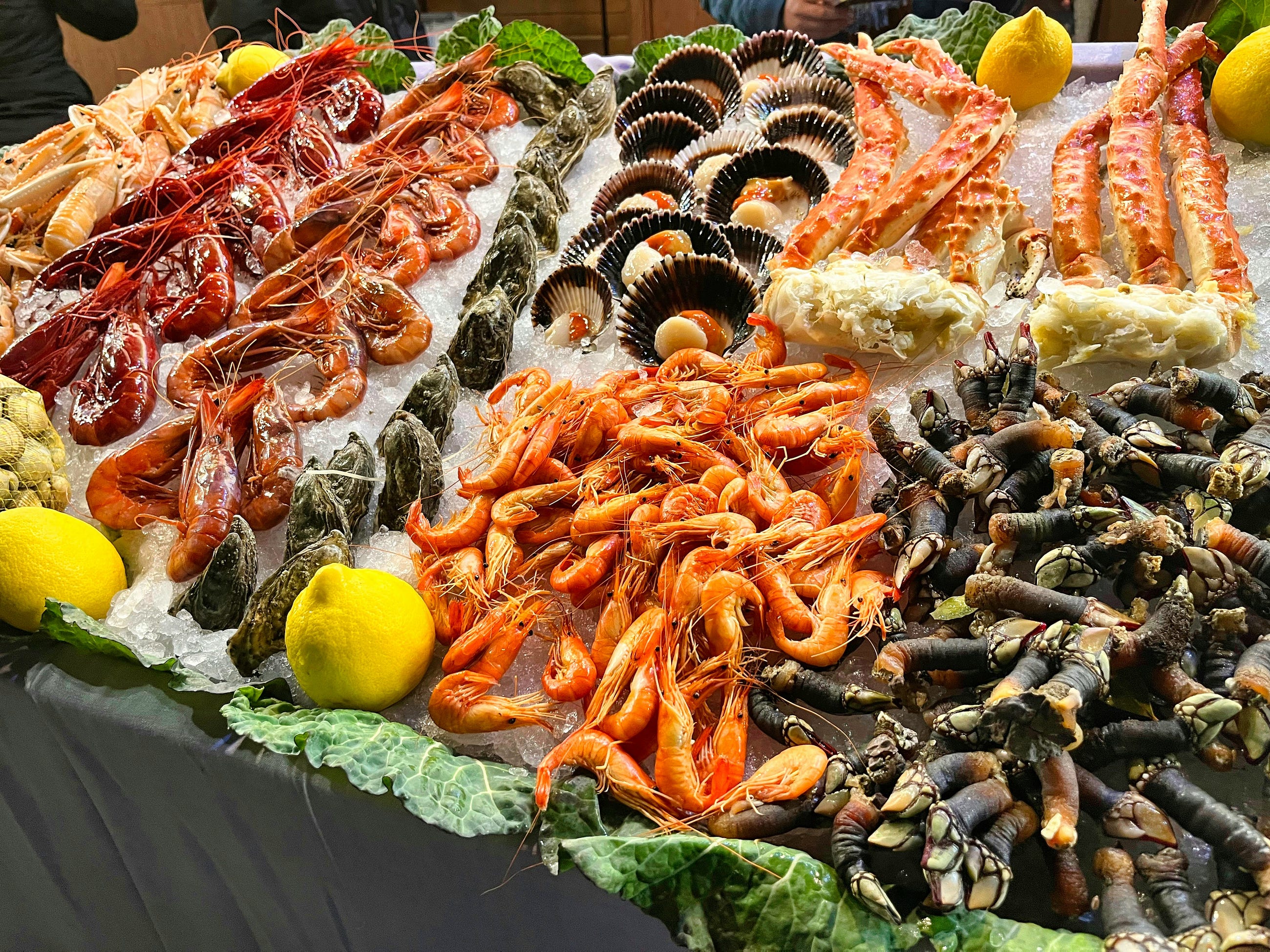 Into the World of a Seafood Store: A Data Exploratory Analysis using SQL & Power BI