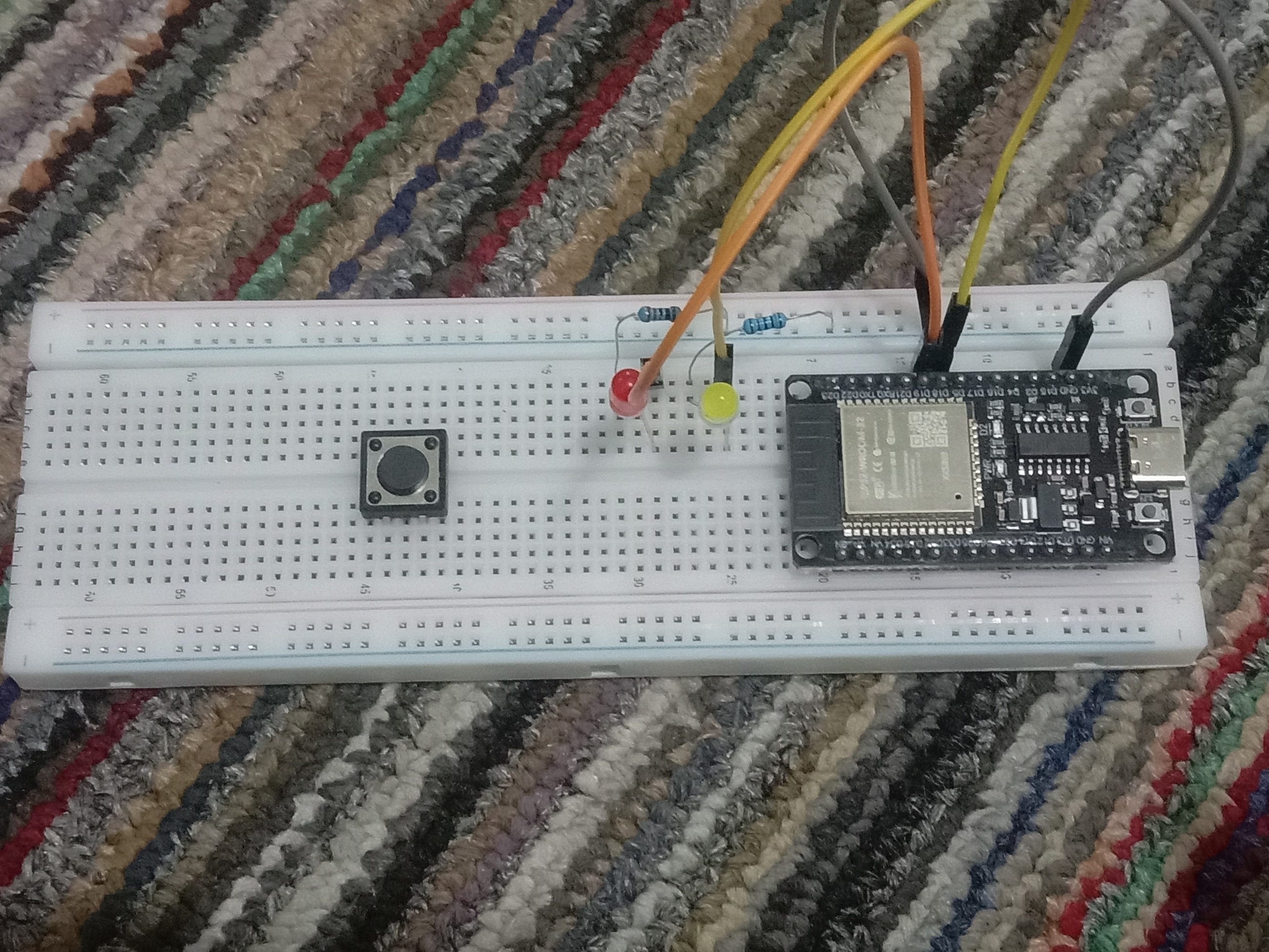 STI’23 7th IoT Project: Web Server ESP32 (LED + Weather Station)