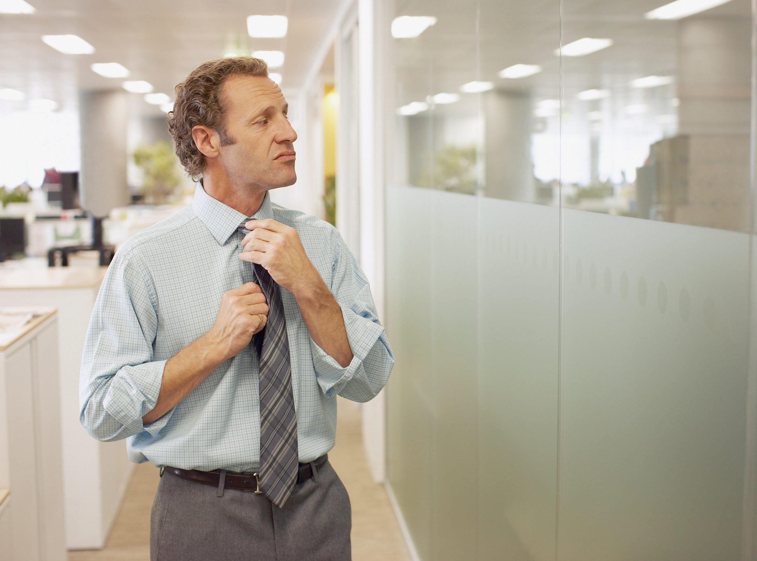 Three Signs a Person Is Secretly a Jerk