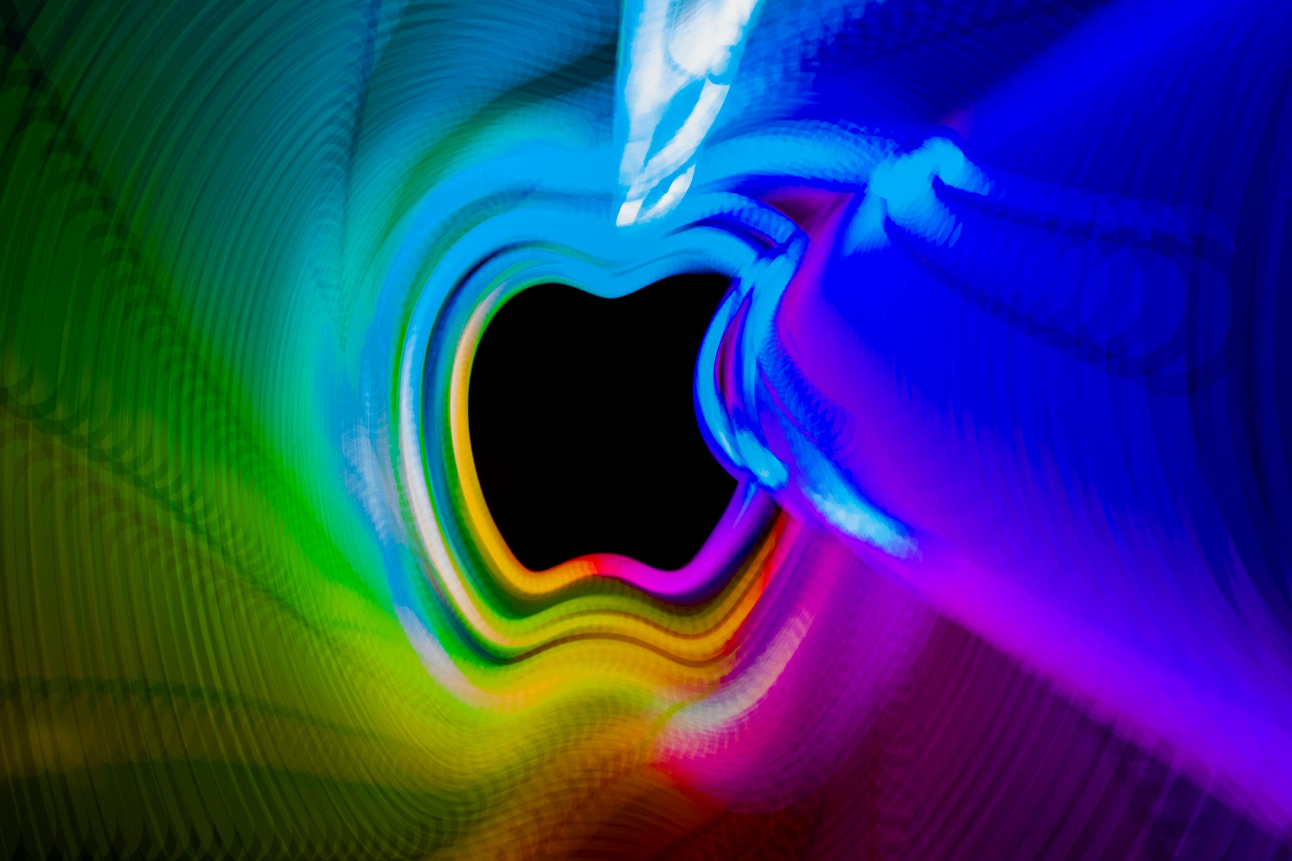 Apple Just Unveiled Siri AI. Here’s How It Actually Compares to ChatGPT and Google.
