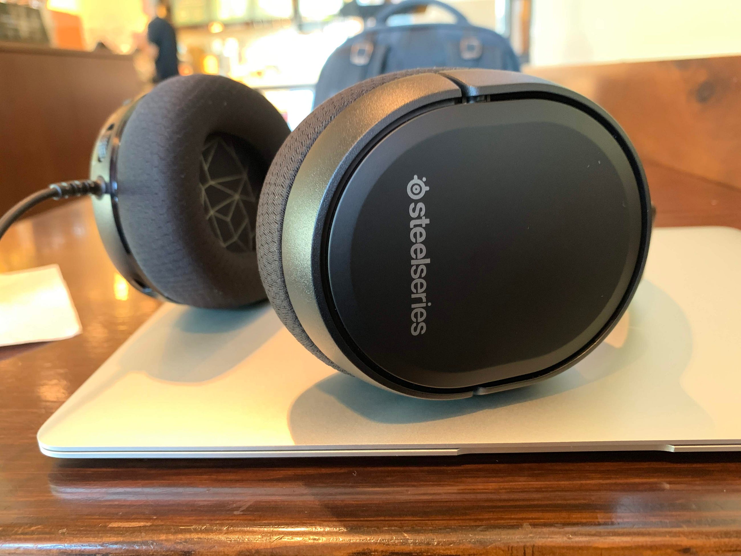 SteelSeries Arctis 1 Budget Gaming Headset Review Alex Rowe Medium