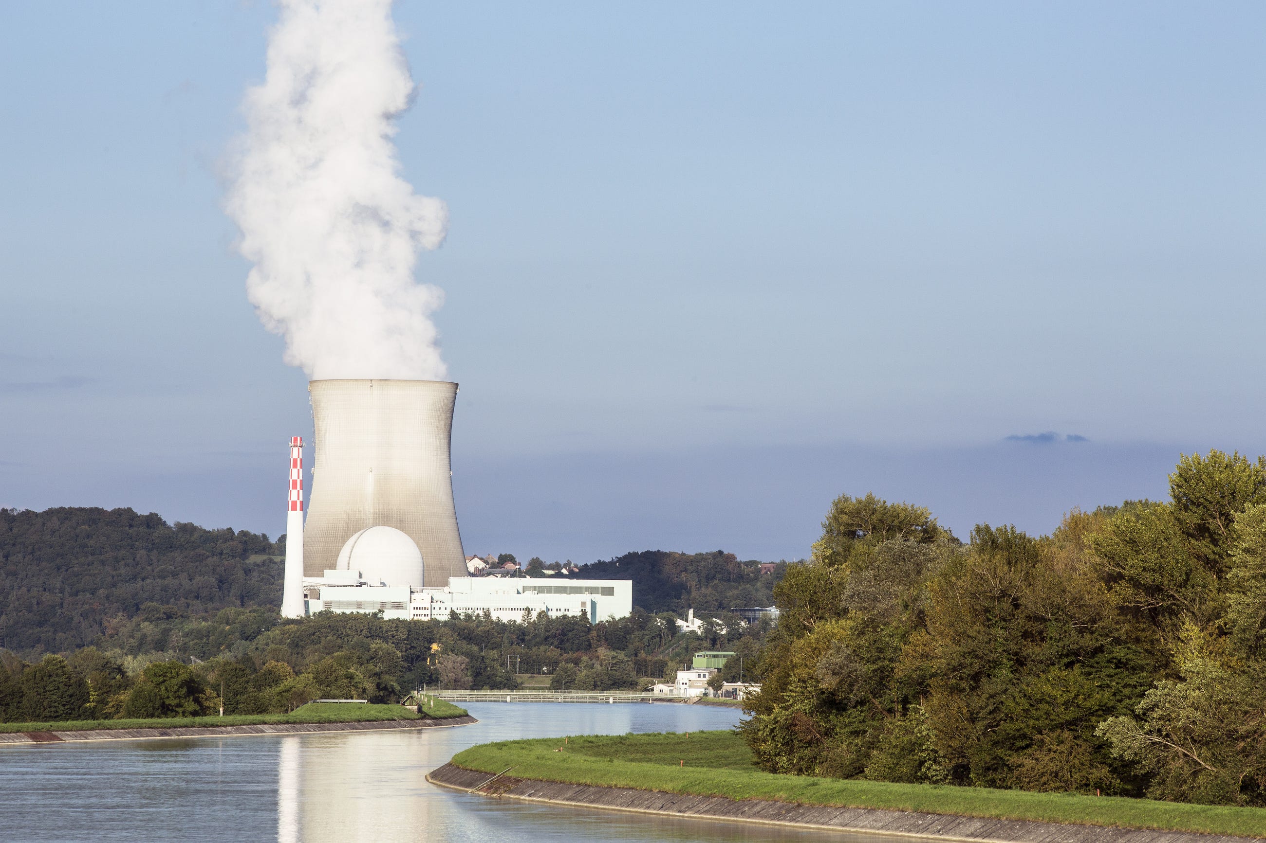 Uranium Trading Energy Security and Market Potential