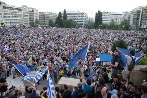syntagma-menoume-evropi-0