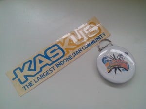 kaskus sticker dan gantungan kunci