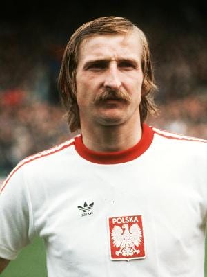 Andrzej Szarmach pela seleção polonesa.