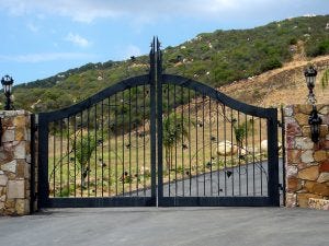 We are the experts of concrete driveway and driveway gates in Sydney.