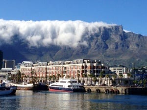 Table mountain with its table cloth