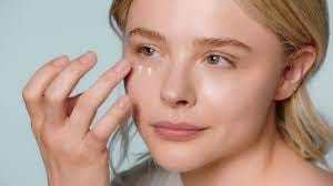 Fight Under Eye Problems With These Eye Care Ingredients