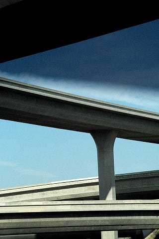 Vertical-Horizon_Freeway-Diagonals