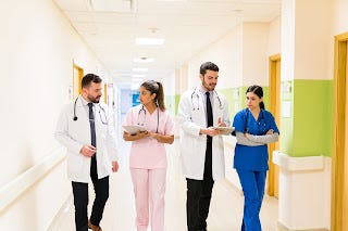 Major Nursing Roles in Canada