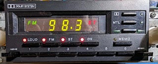 DeLorean Craig W460 radio without clock