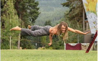 Slackline Yoga